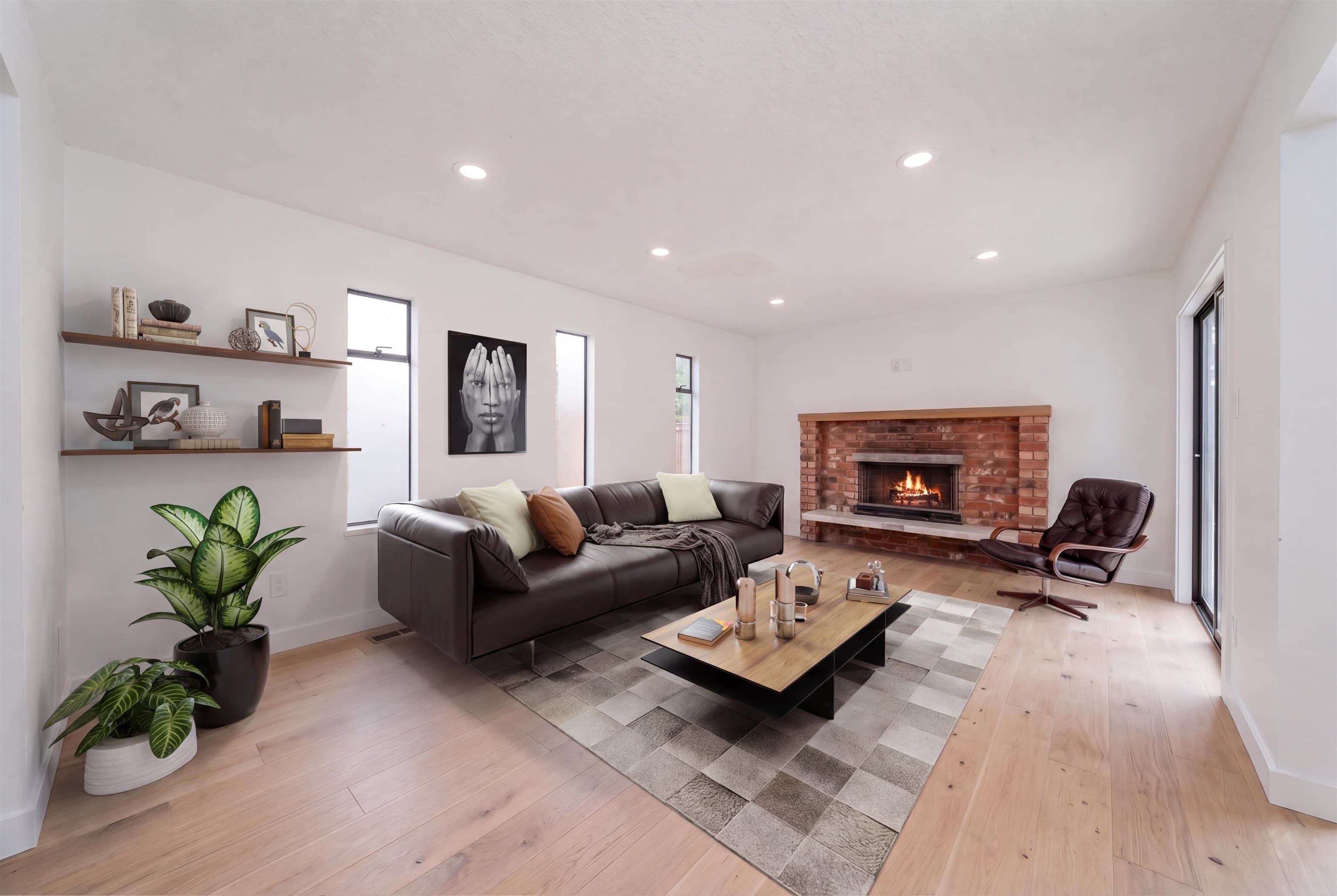 3974 W 10th Avenue, Vancouver, V6R 2G8 — photo 1