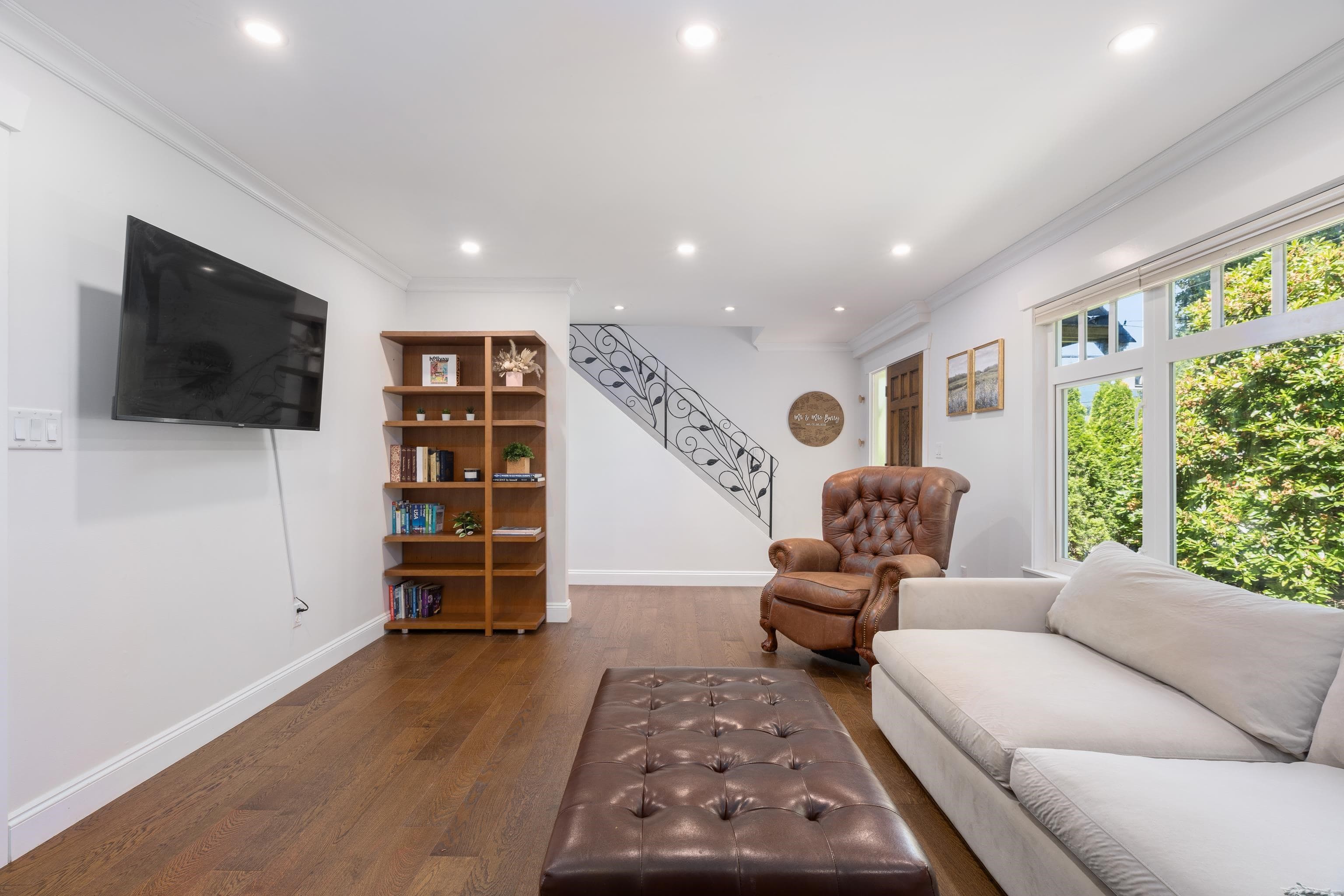 457 W 23rd Street, North Vancouver, V7M 2B8 — photo 5