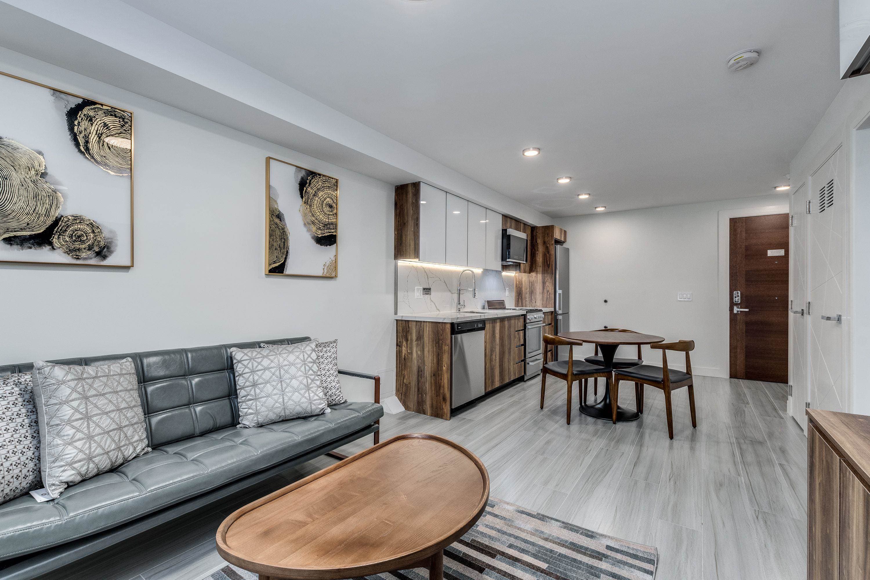 102 - 1168 Pendrell Street, Vancouver