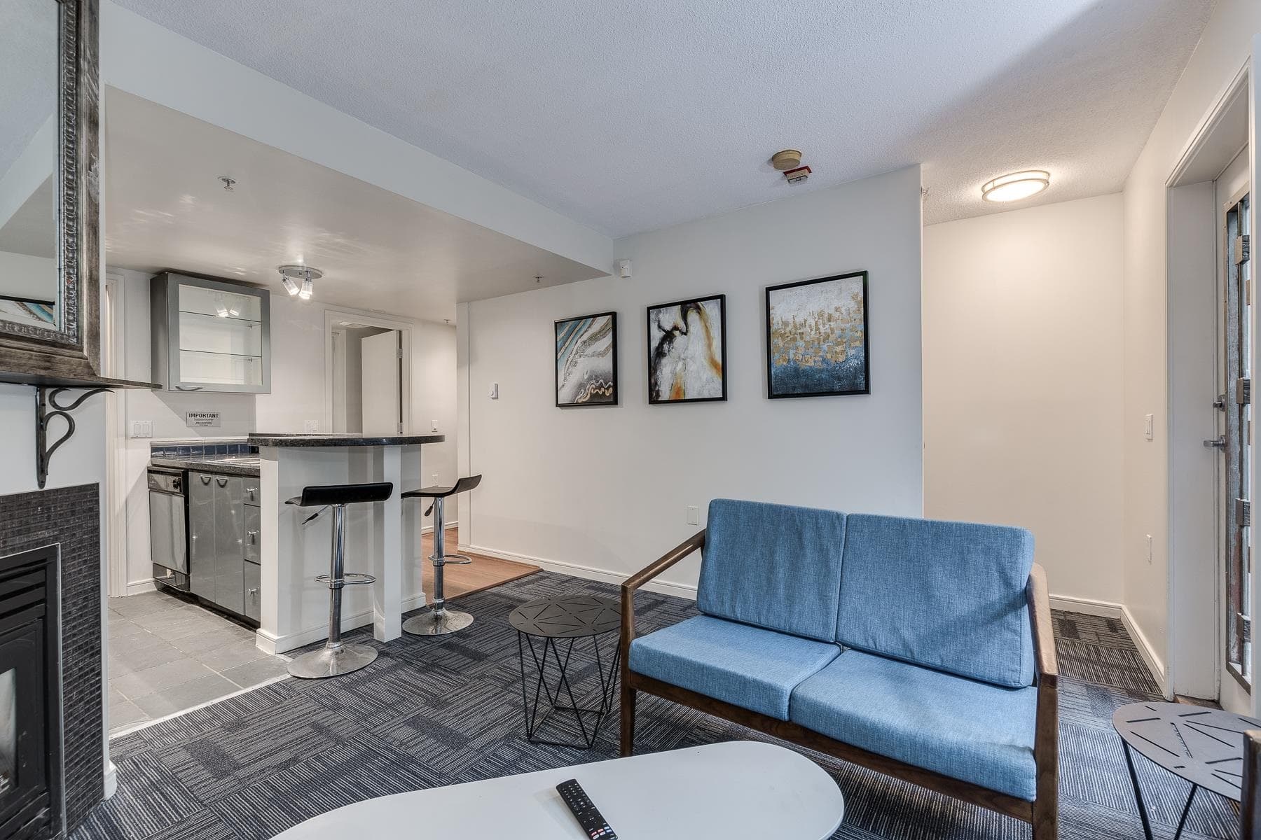 TH - 887 Helmcken Street Street, Vancouver