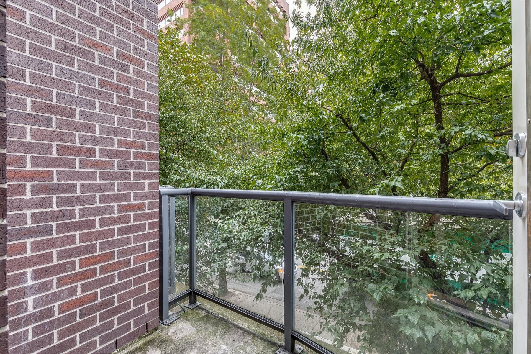 TH - 887 Helmcken Street Street, Vancouver, V6Z 1B1 — photo 5