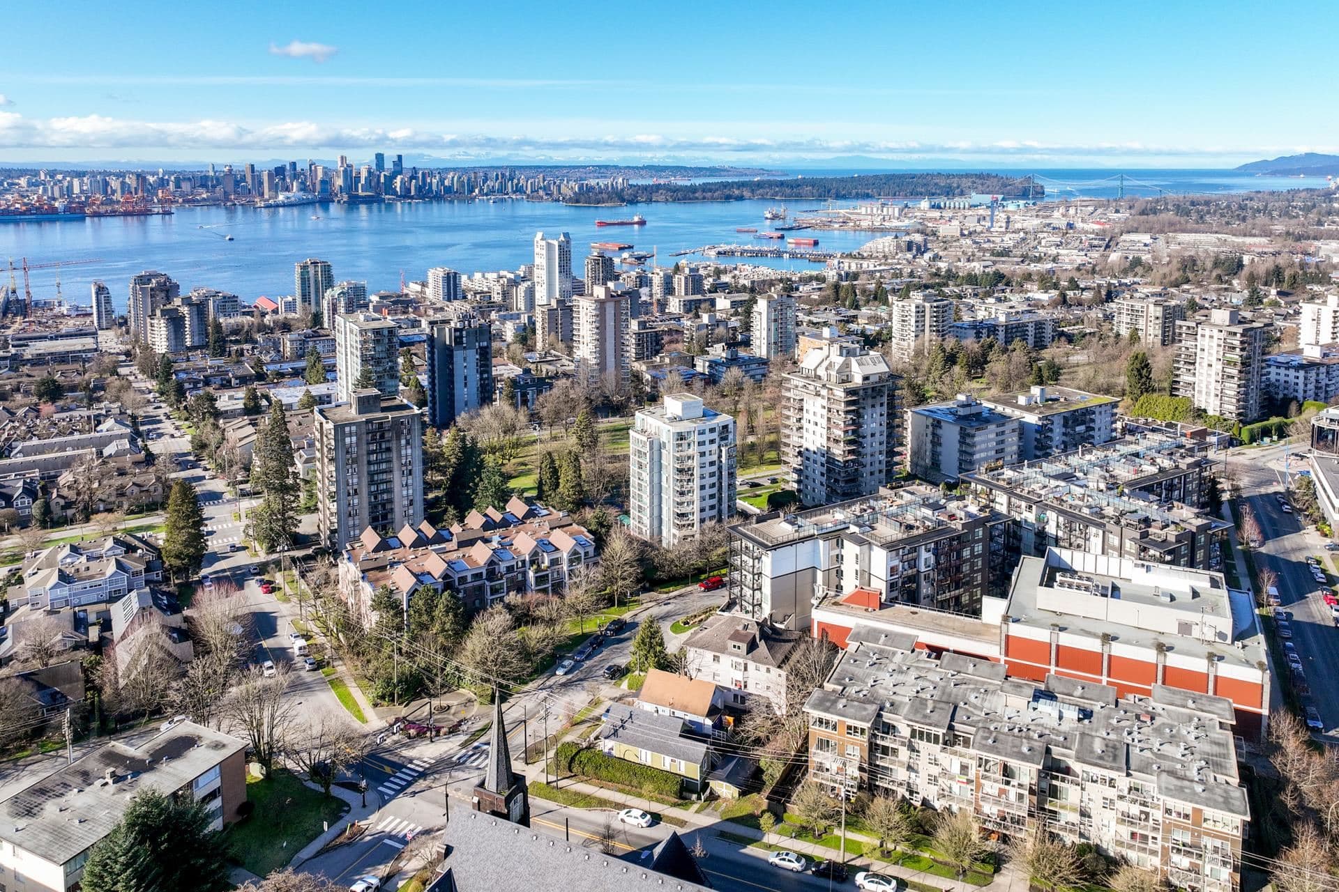 160 164 E 10th Street, North Vancouver, V7L 2C8 — photo 5