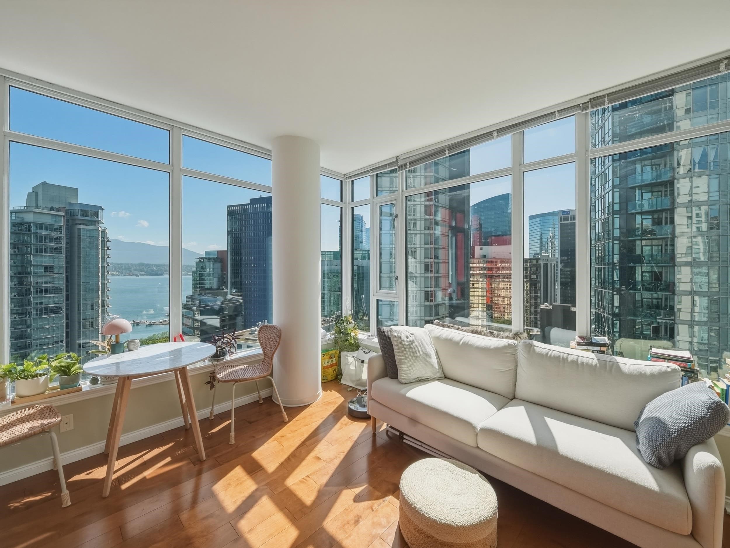2106 - 1211 Melville Street, Vancouver