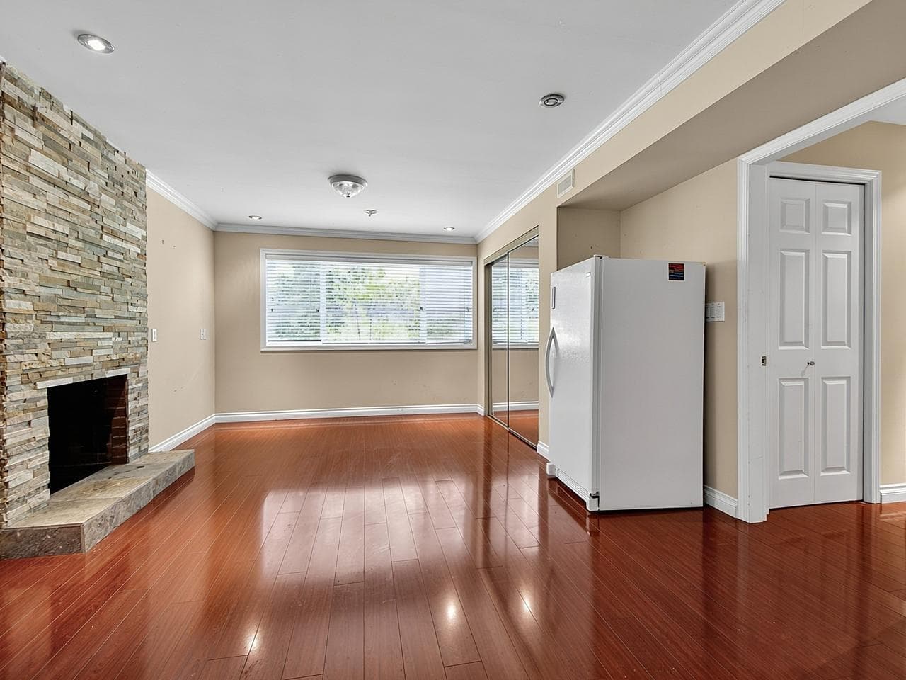 1106 Heywood Street, North Vancouver, V7L 1H4 — photo 4
