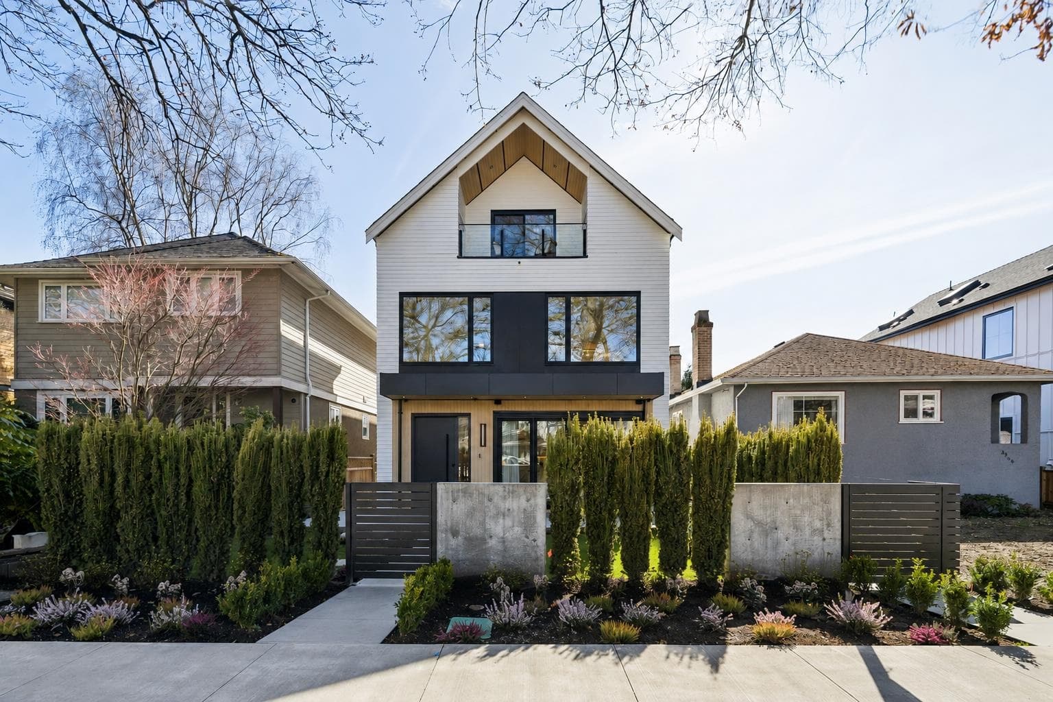 2 - 3036 W 13th Avenue, Vancouver