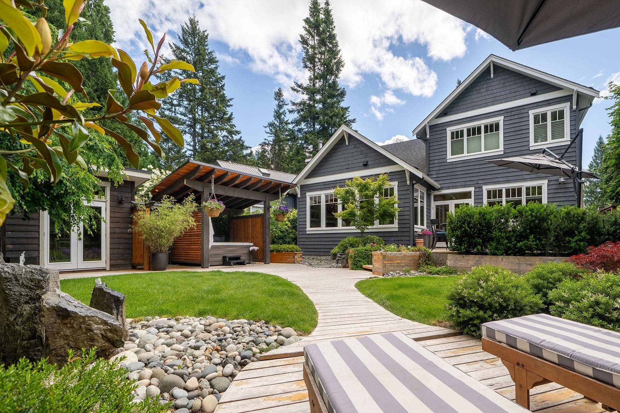 1141 Lenora Road, Bowen Island