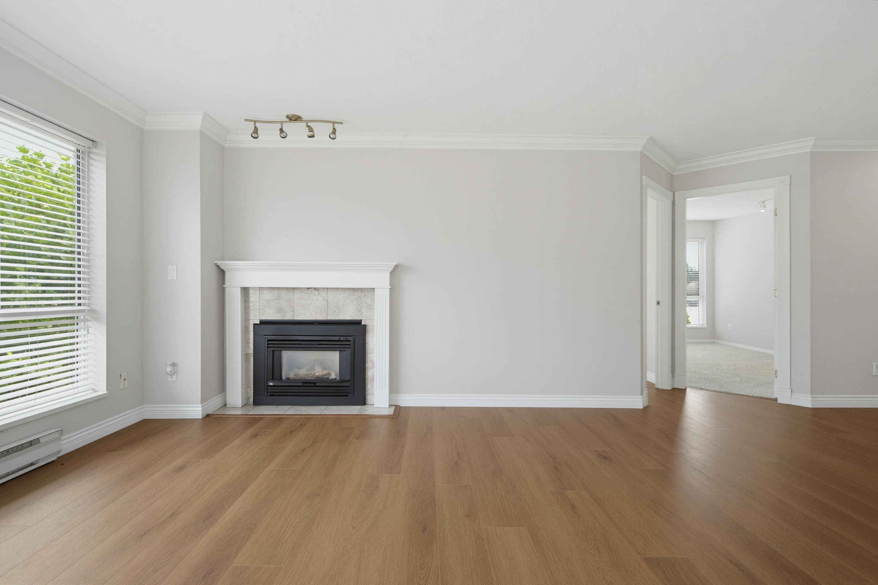 438 - 32830 George Ferguson Way, Abbotsford, V2S 7K1 — photo 3
