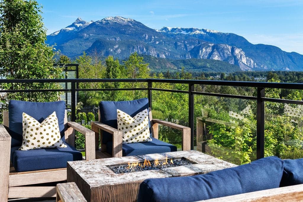 41249 Highline Place, Squamish, V8B 1C2 — photo 1