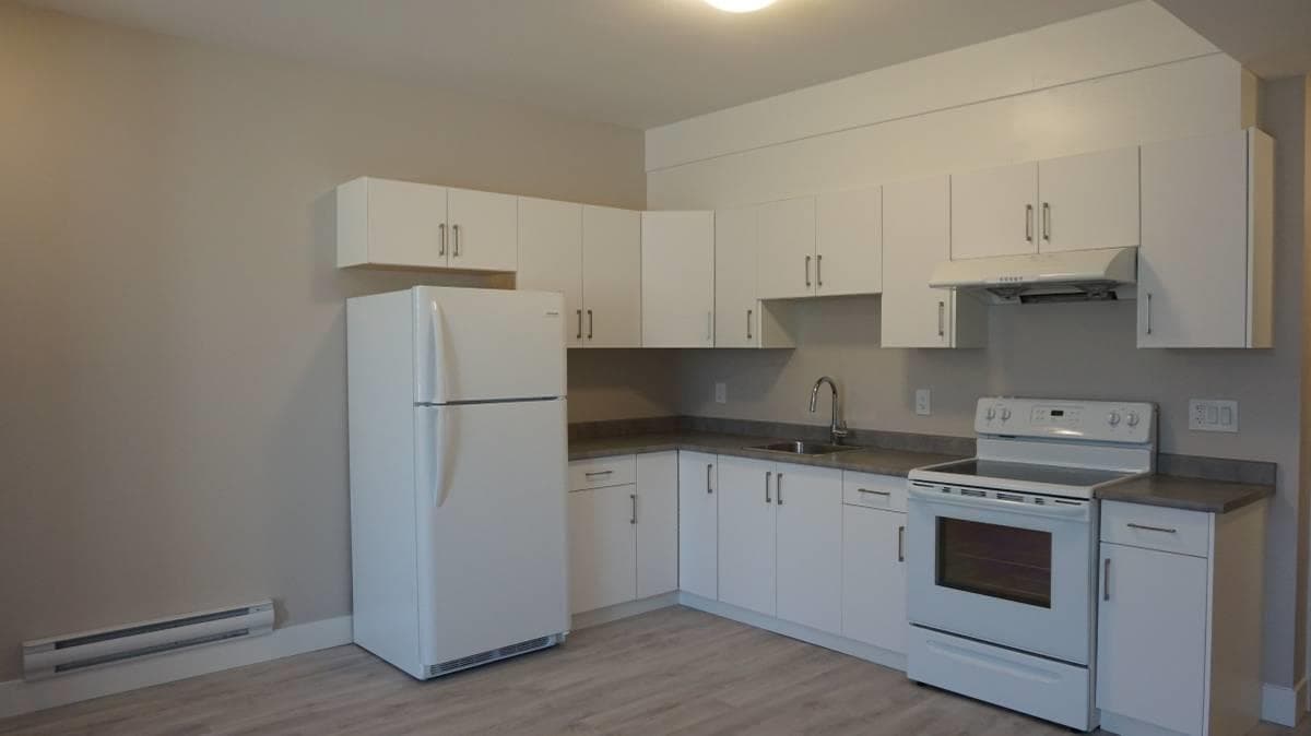 3537 Archworth Avenue, Coquitlam, V3E 0L6 — photo 2