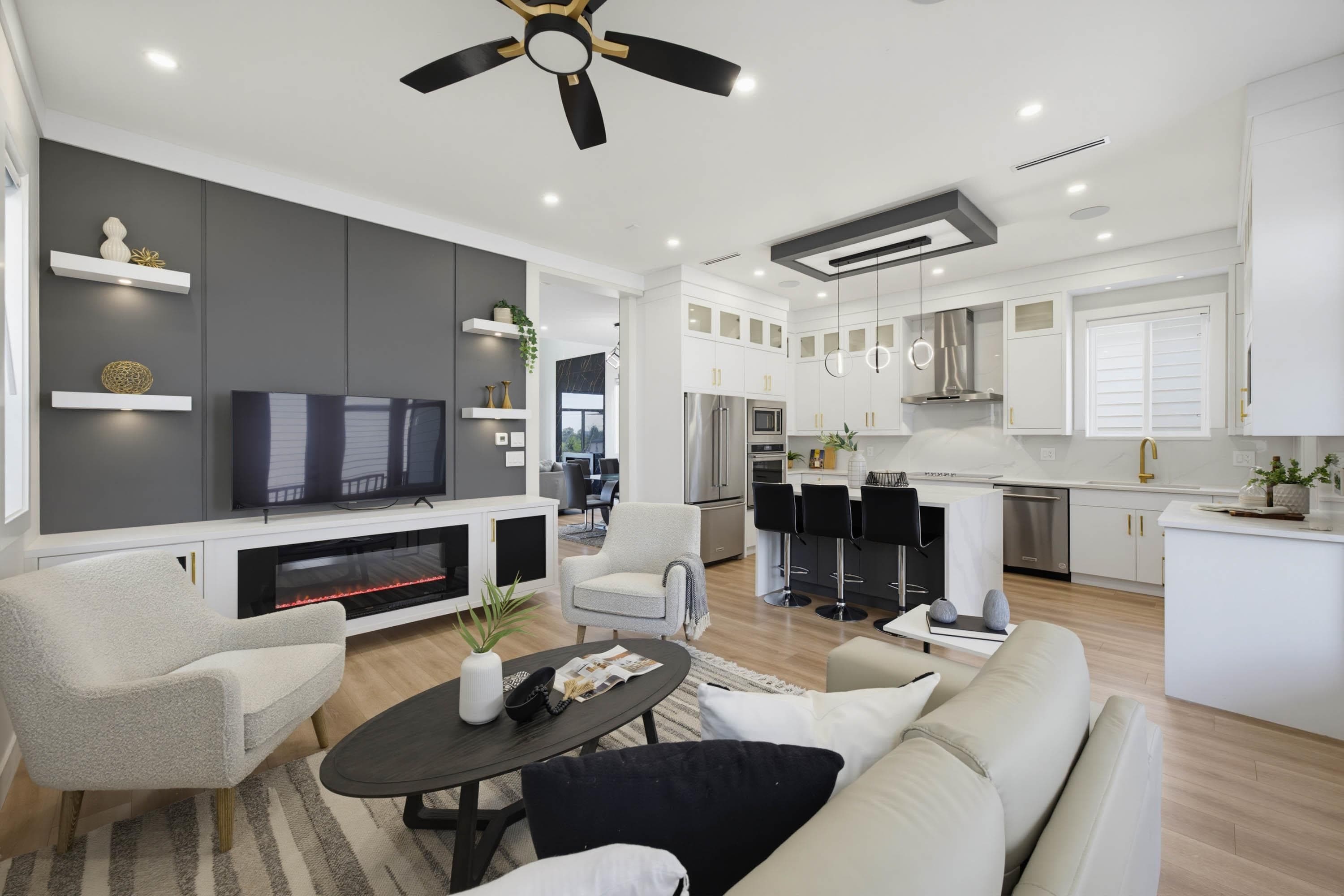 16707 15a Avenue, Surrey