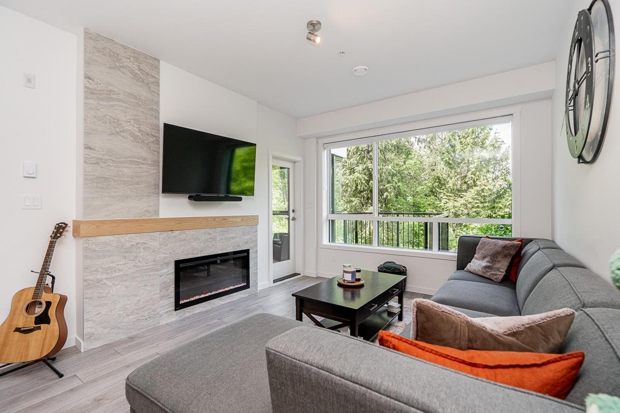 112 - 11641 227 Street, Maple Ridge