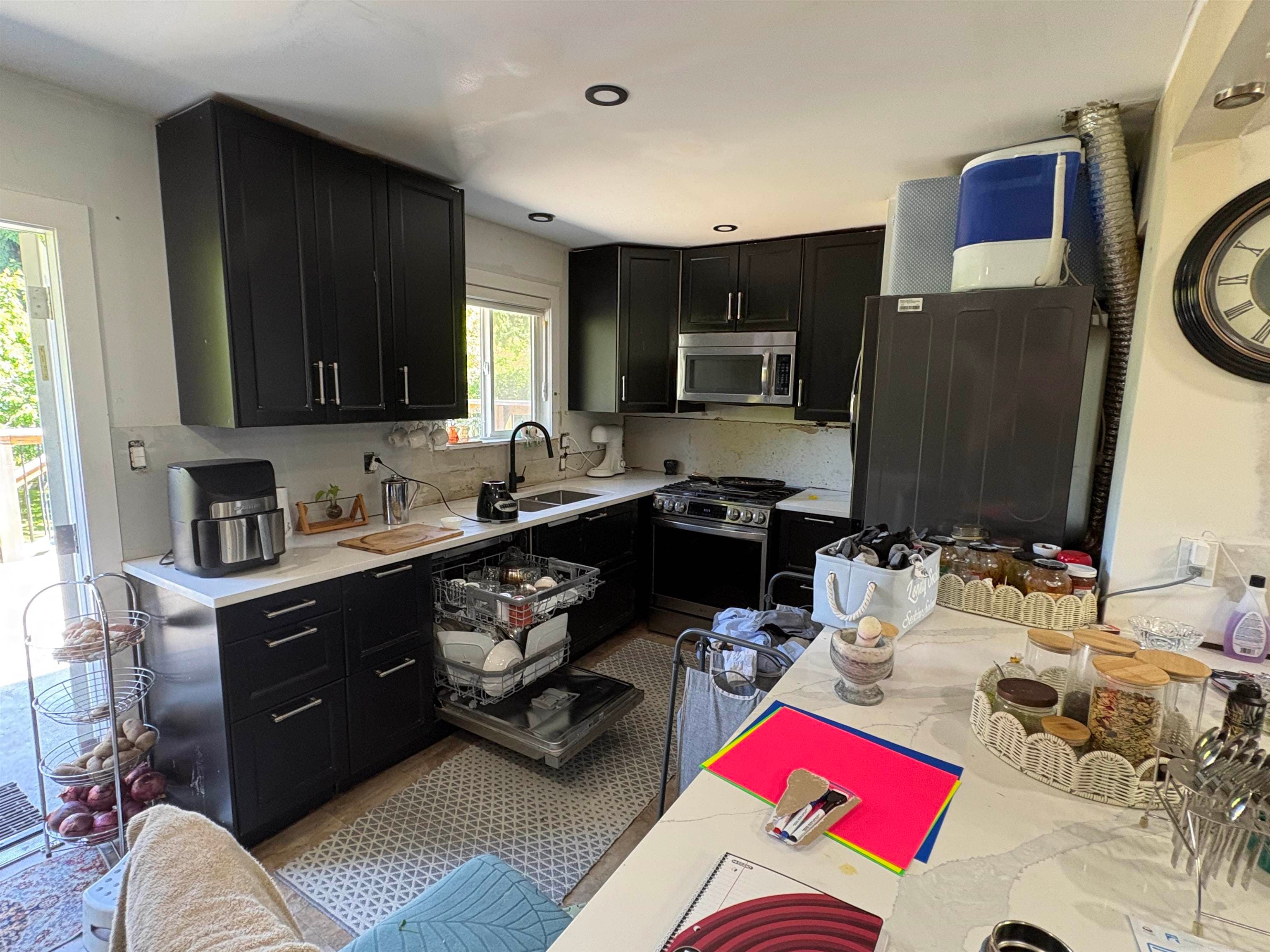 15847 Russell Avenue, White Rock, V4B 2S5 — photo 3