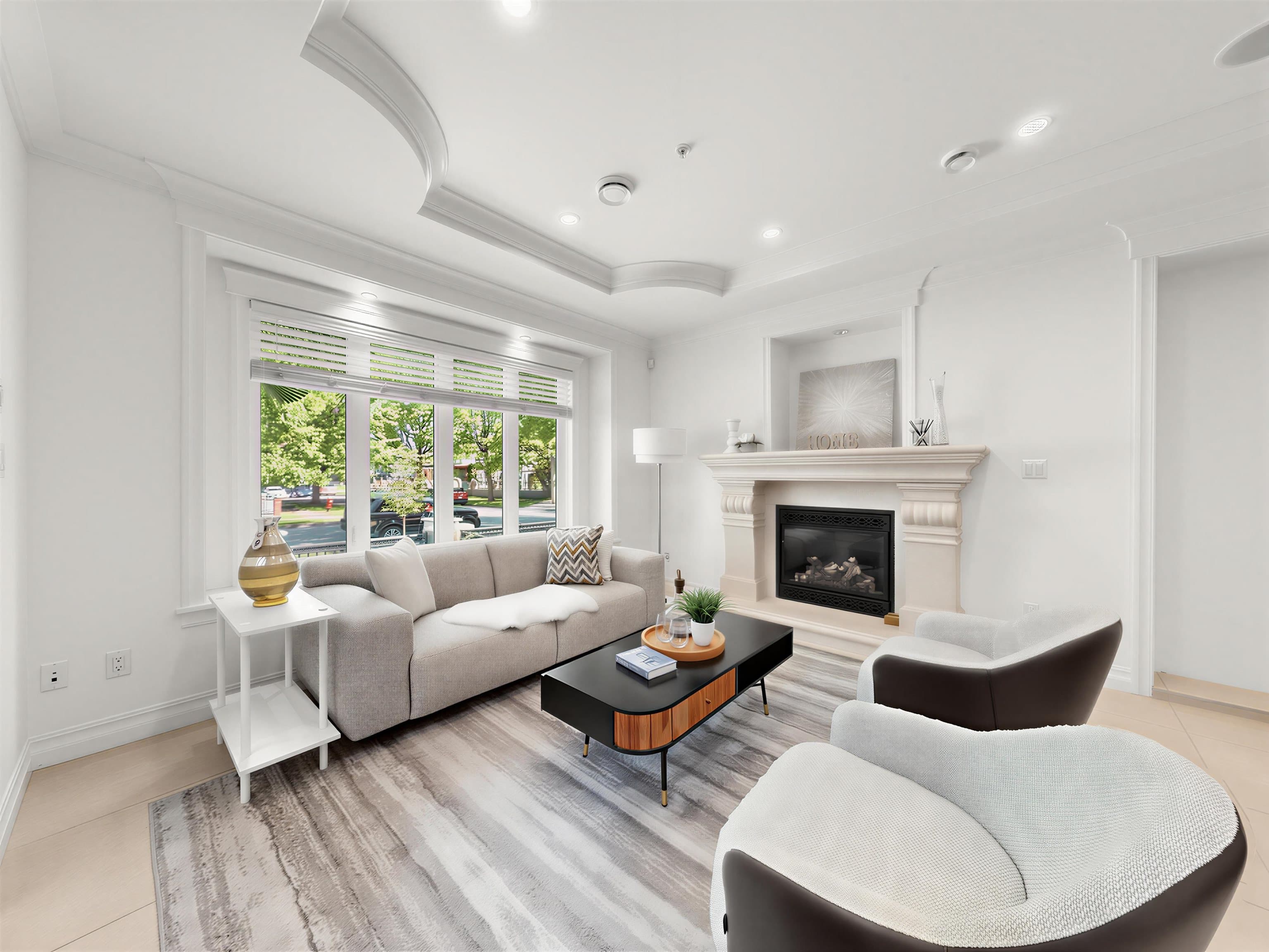 2456 E 45th Avenue, Vancouver, V5R 3B5 — photo 1