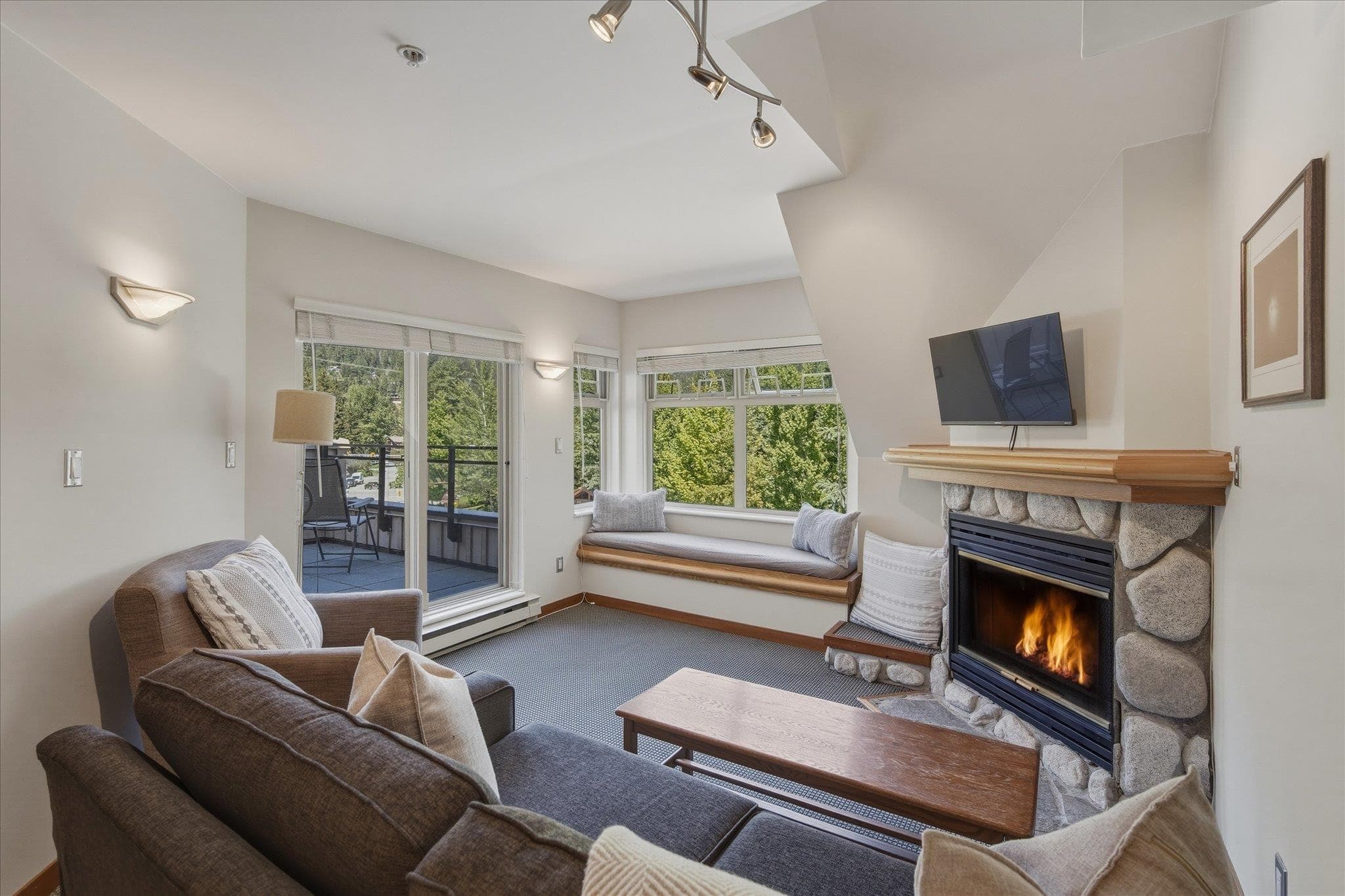 217 - 2050 Lake Placid Road, Whistler, V8E 0A8 — photo 2
