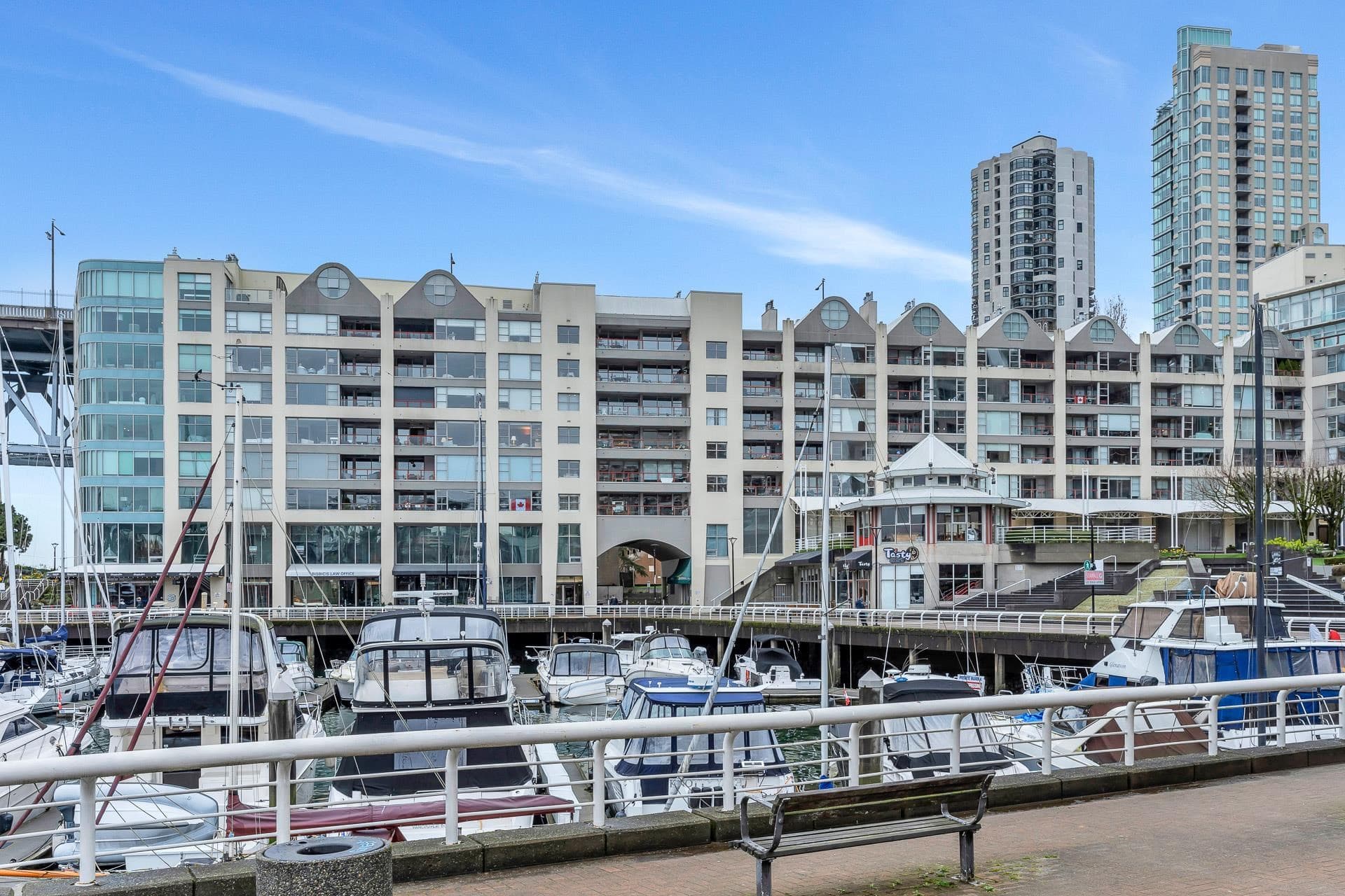 502 - 1012 Beach Avenue, Vancouver, V6E 1T7 — photo 1