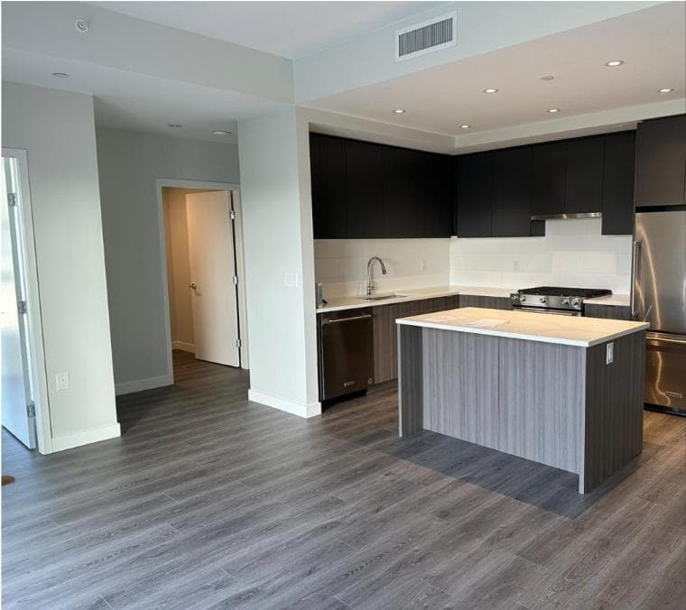211 - 3430 E Kent Avenue South, Vancouver