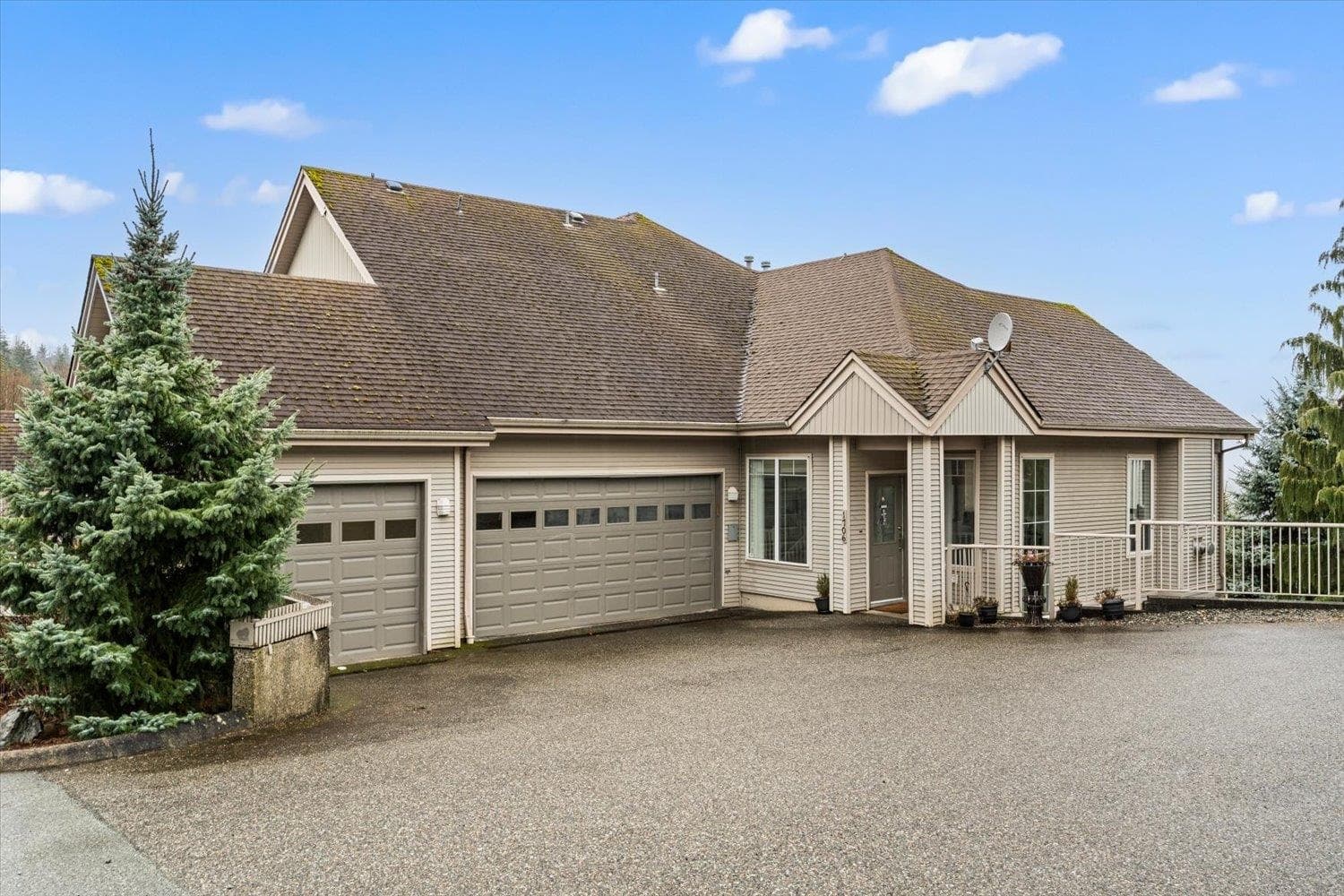1706 - 5260 Goldspring Place, Chilliwack