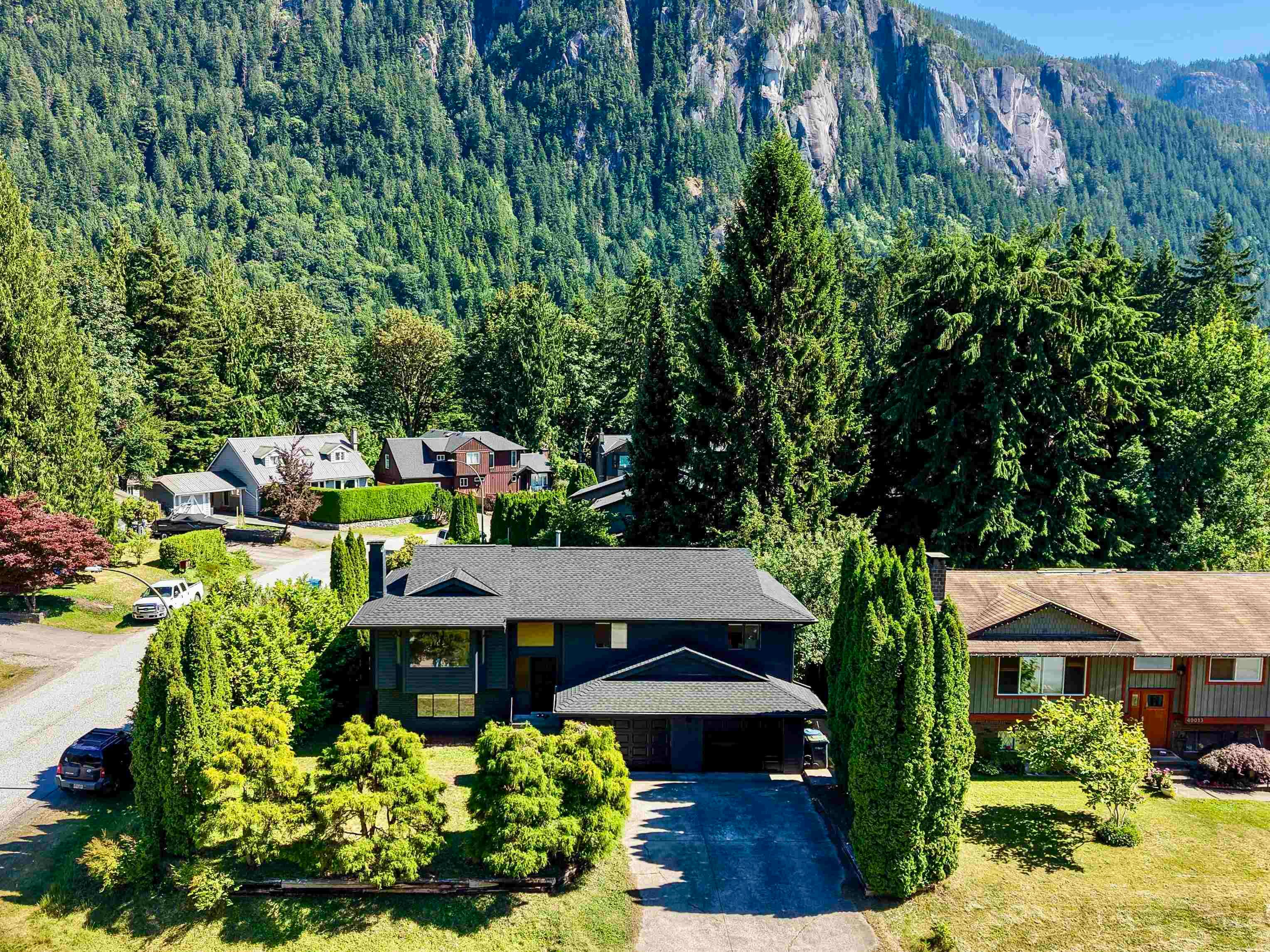 40011 Plateau Drive, Squamish
