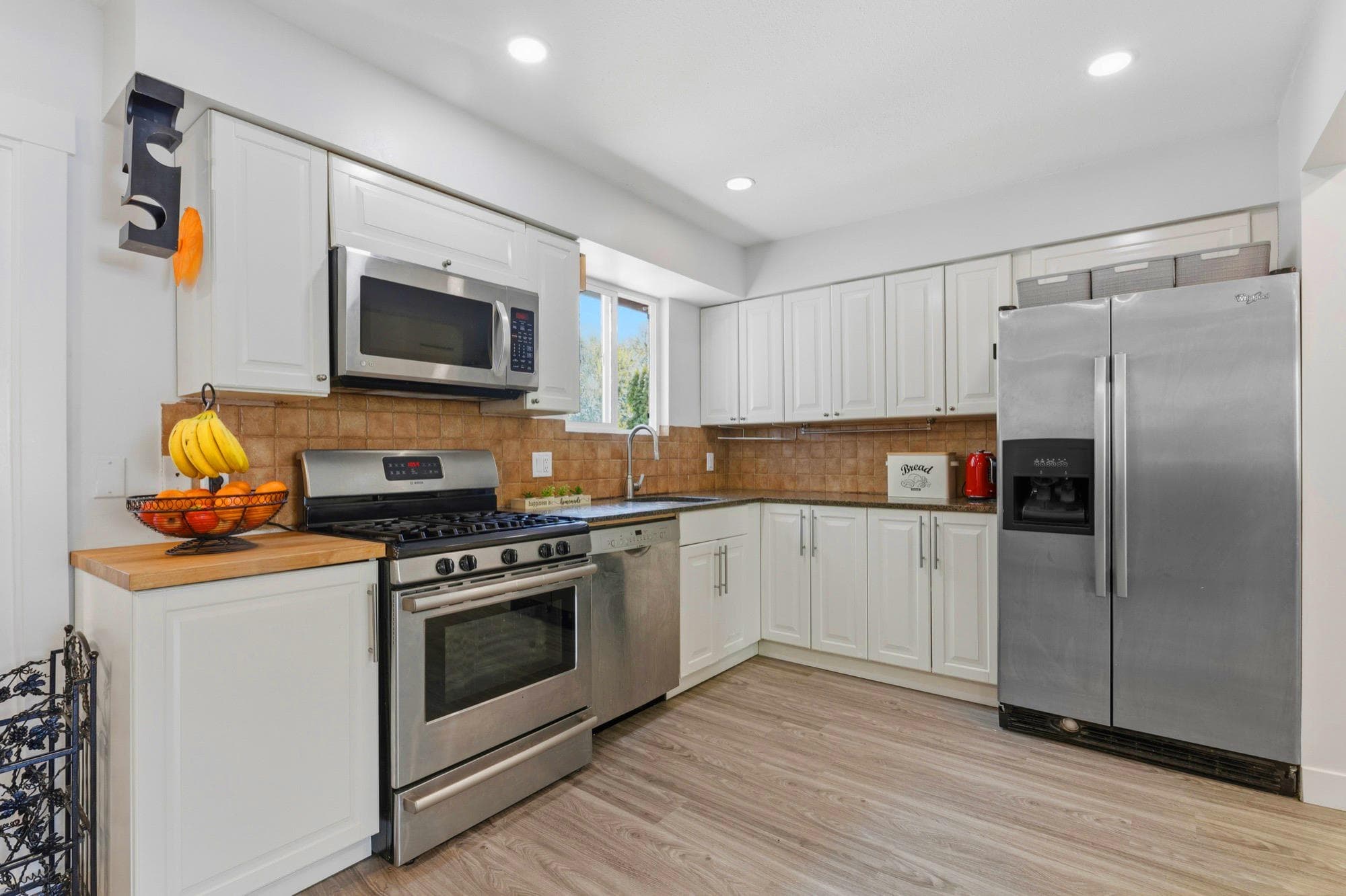 713 Appleyard Court, Port Moody