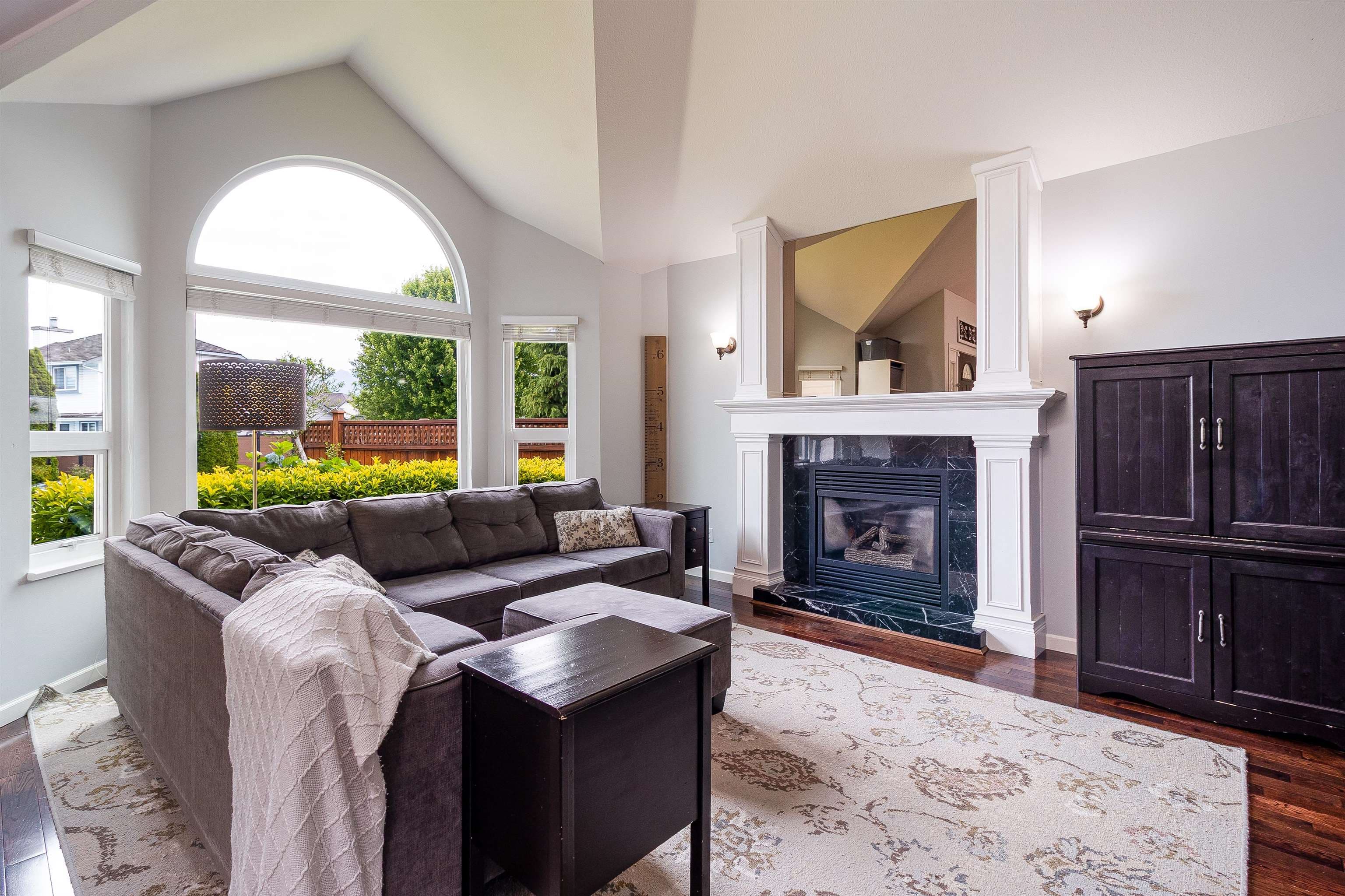 19660 Cedar Lane, Pitt Meadows, V3Y 2E4 — photo 4