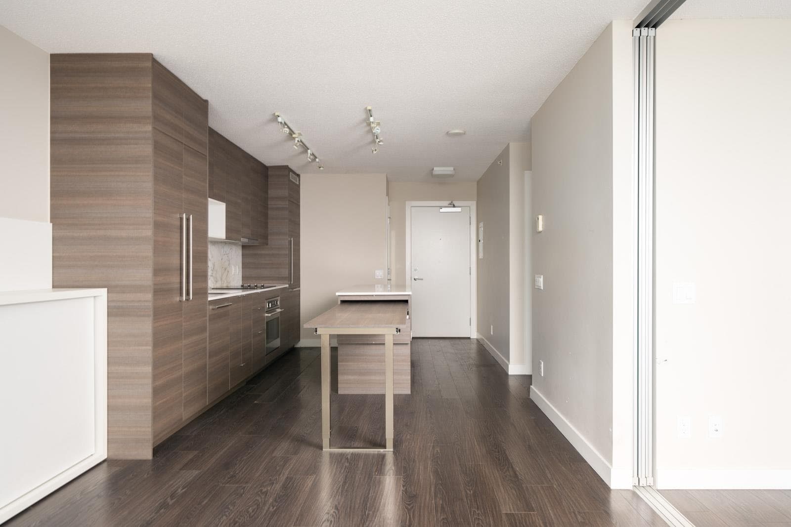 1509 - 13398 104 Avenue, Surrey, V3T 1V6 — photo 5