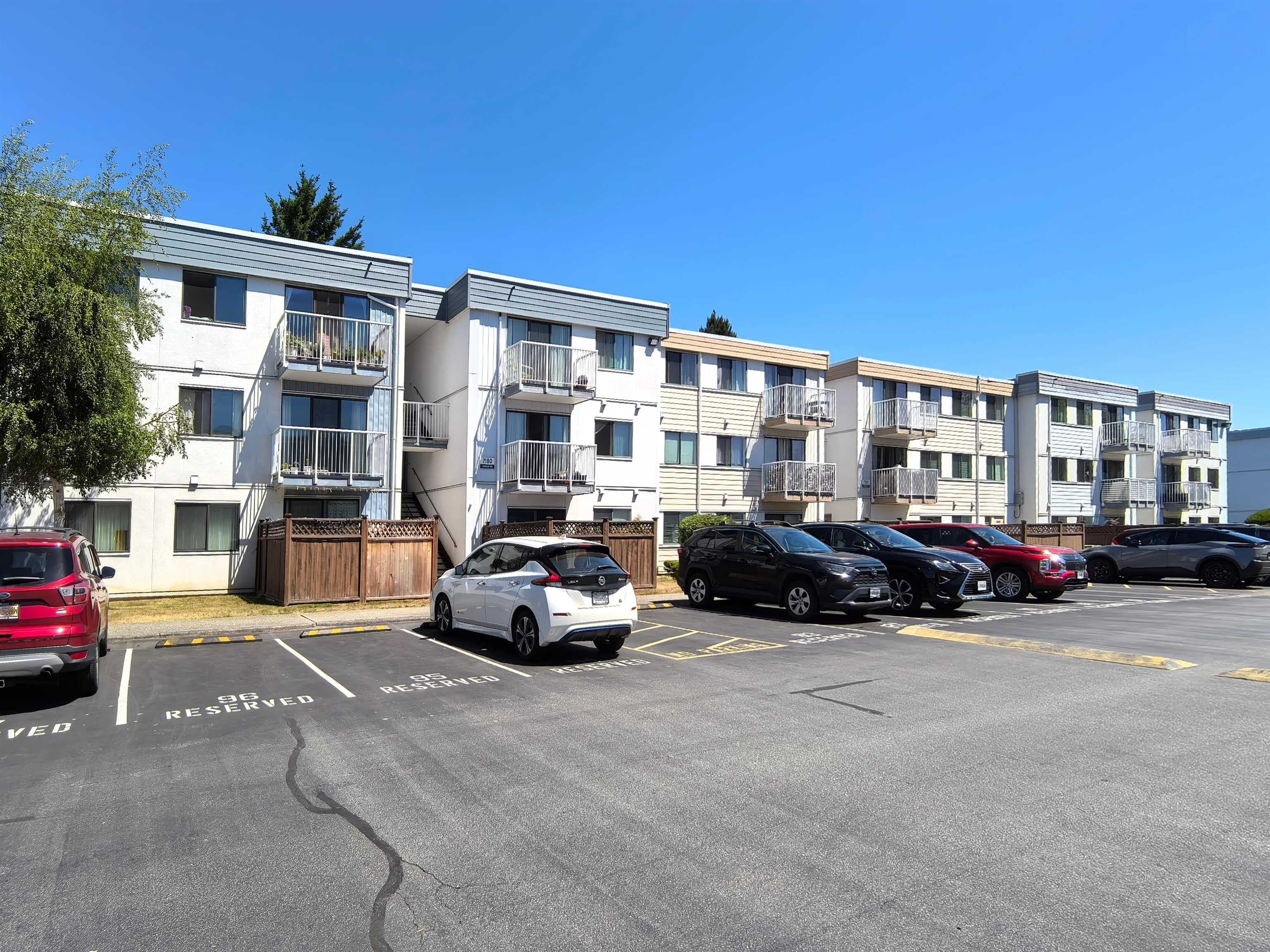 305 - 7180 Lindsay Road, Richmond