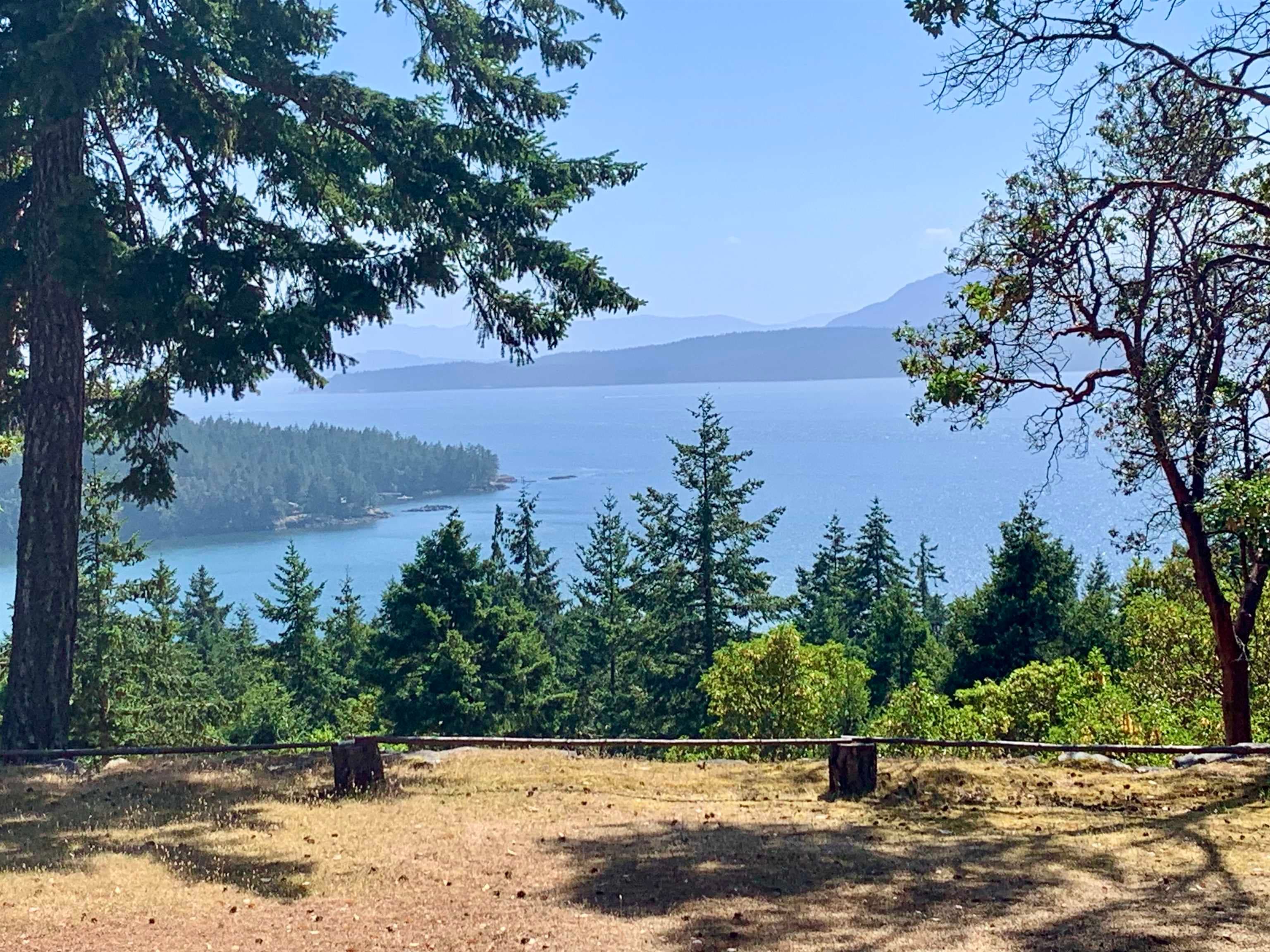 332 Deacon Hill Road, Mayne Island