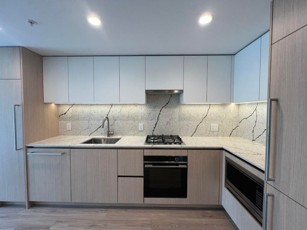409 - 2135 Springer Avenue, Burnaby, V5B 0C1 — photo 1