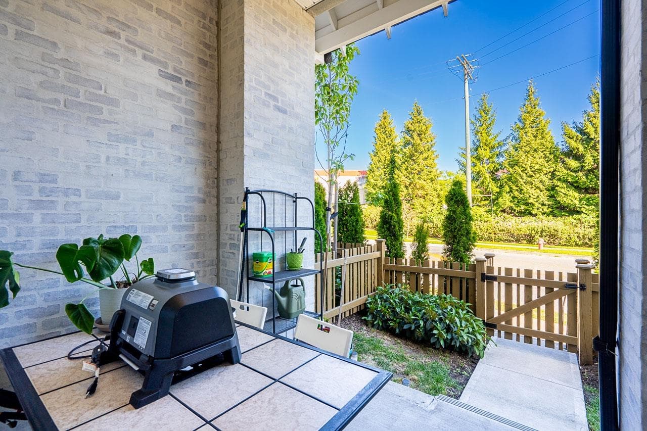 104 - 3315 148 Street, Surrey