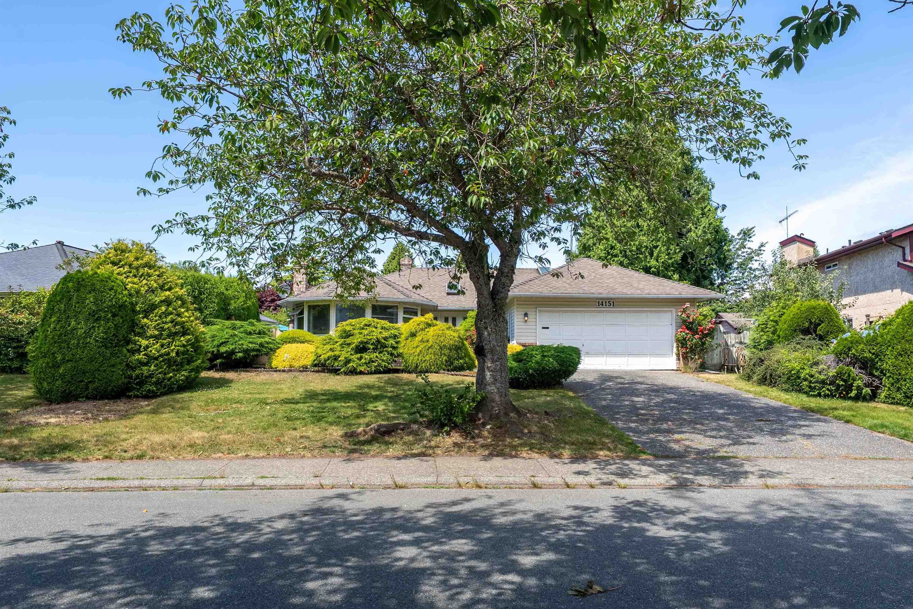 14151 16a Avenue, Surrey