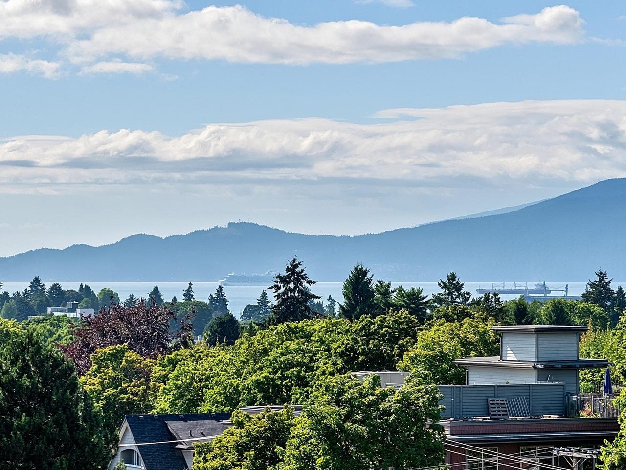 710 - 2228 W Broadway, Vancouver