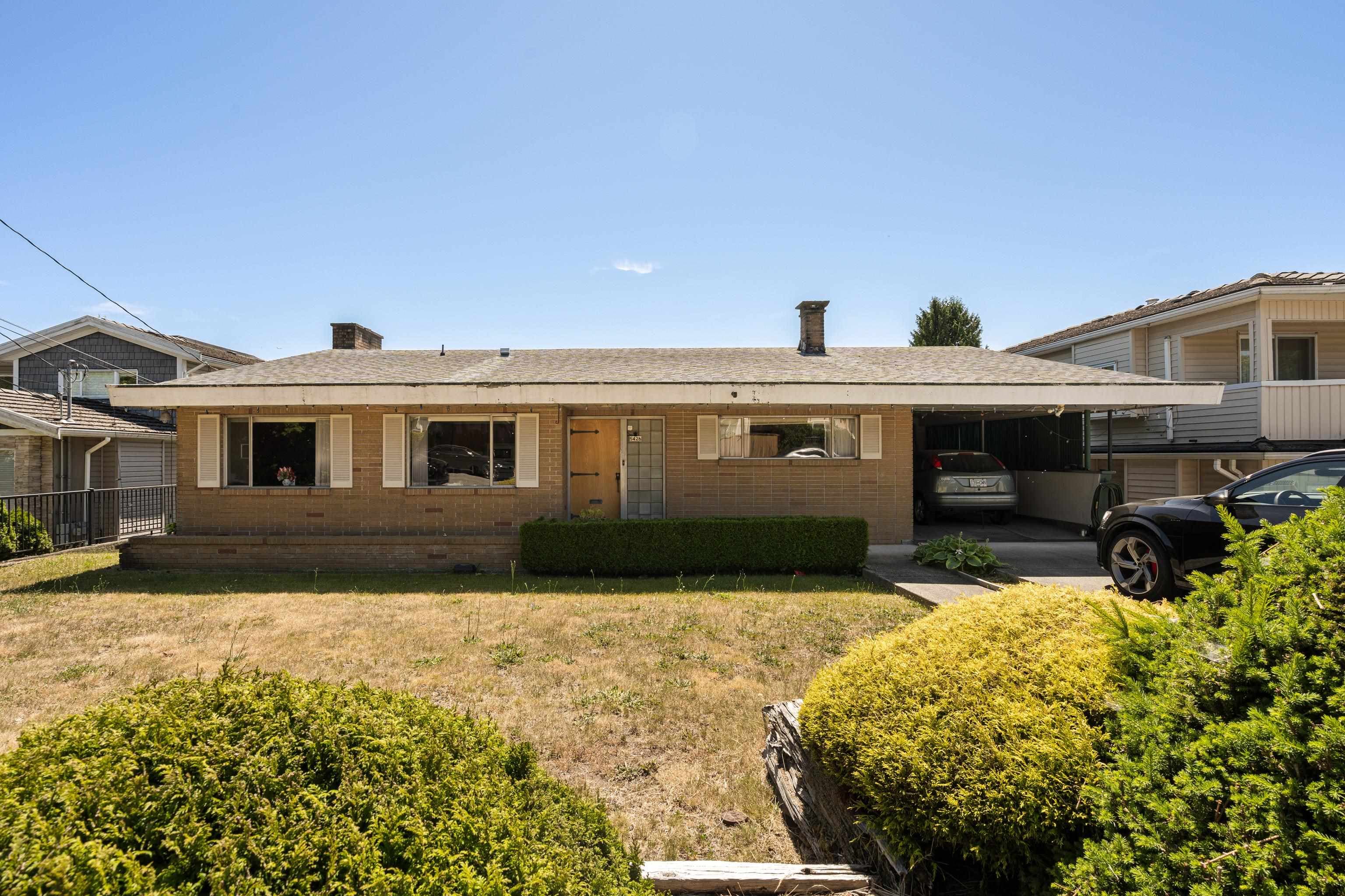 5426 Clinton Street, Burnaby