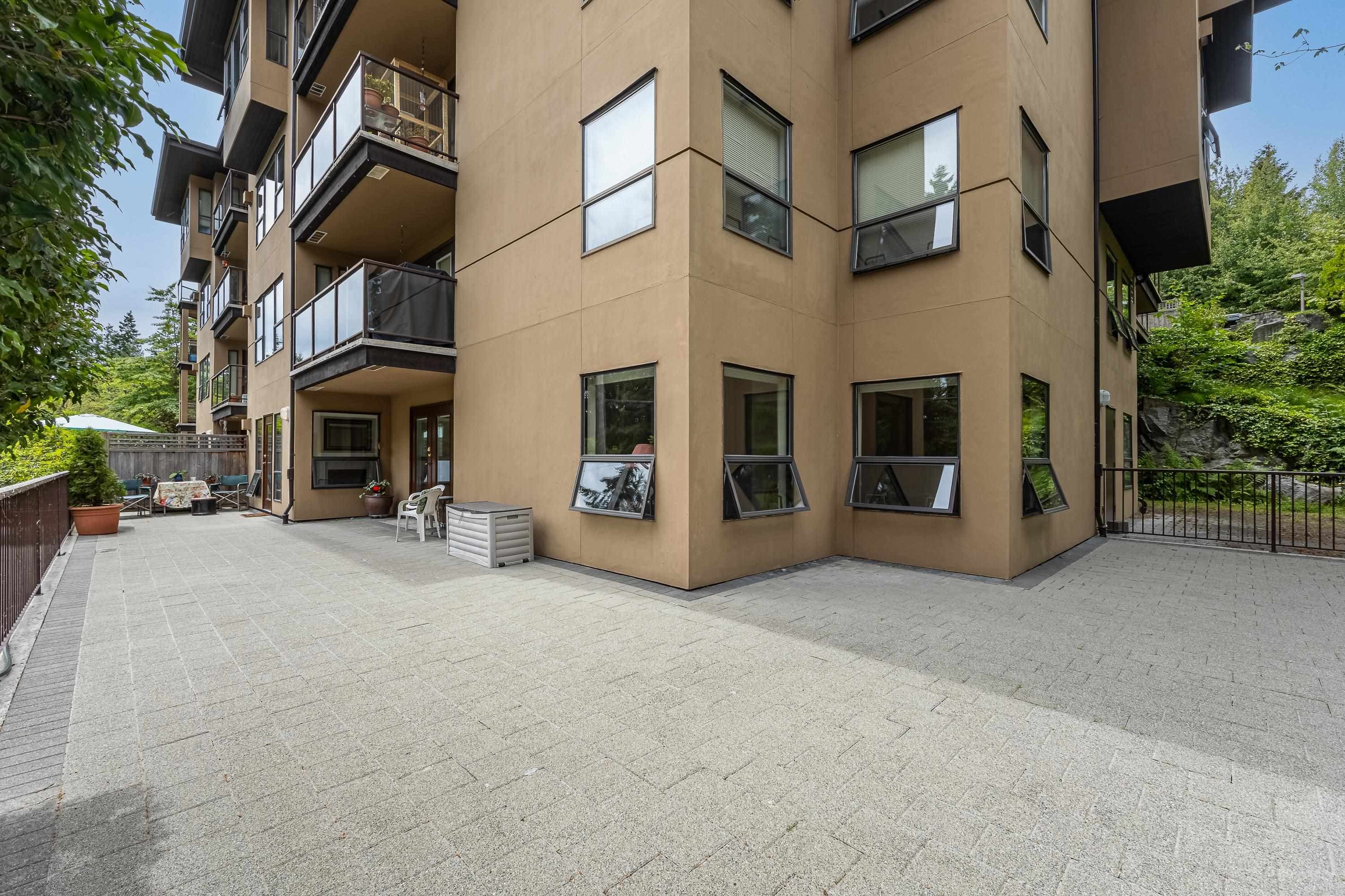 101 - 5855 Cowrie Street, Sechelt, V7Z 0K1 — photo 3