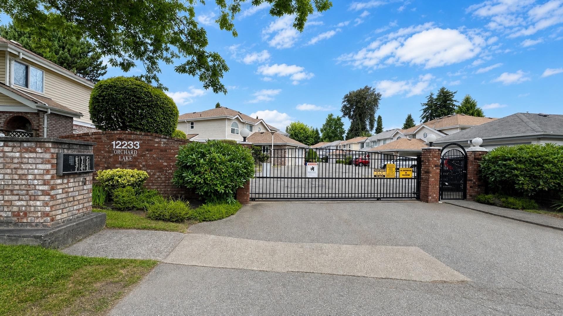 105 - 12233 92 Avenue, Surrey