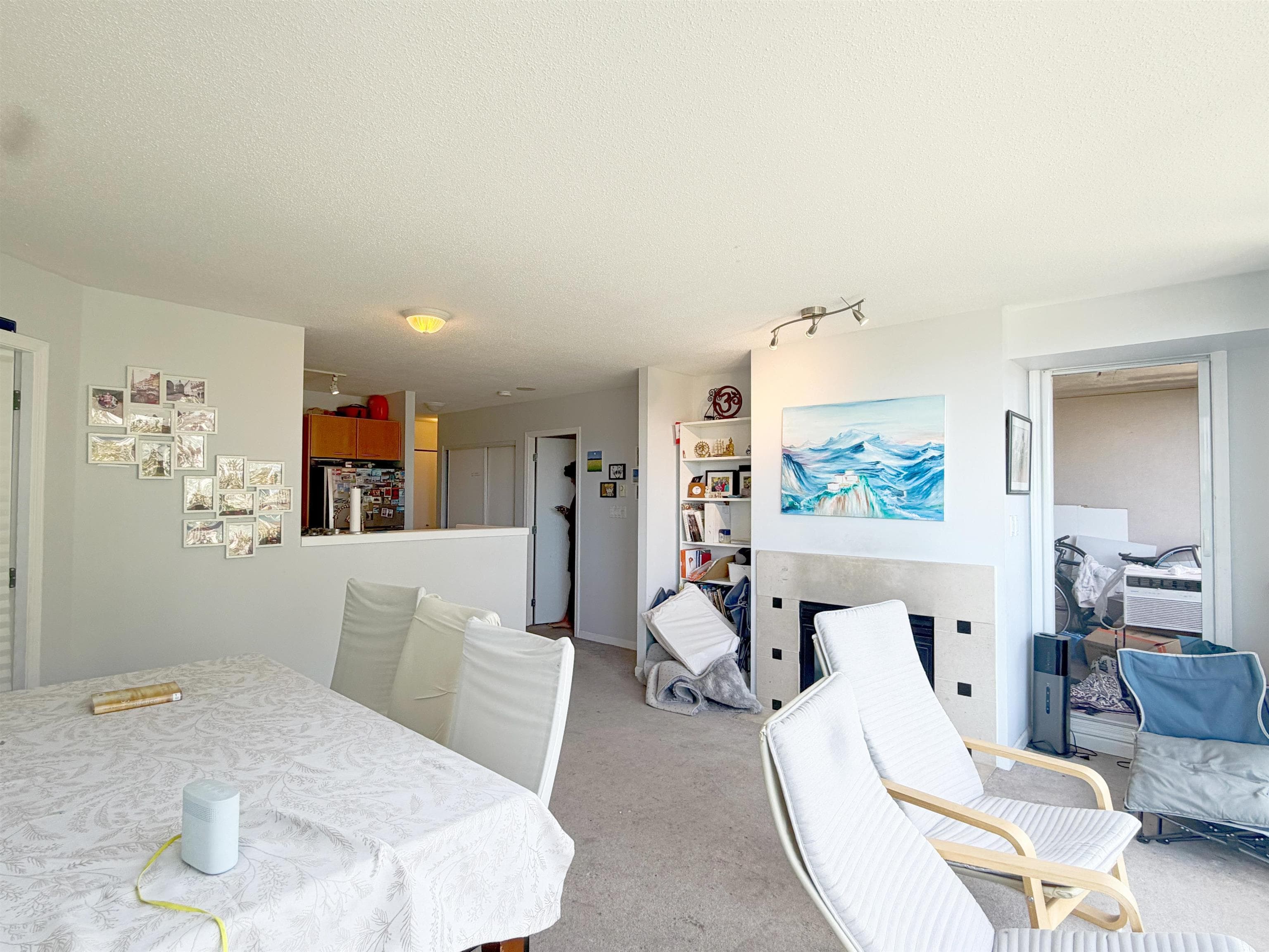 4888 Hazel Street, Burnaby, V5H 4T4 — photo 4