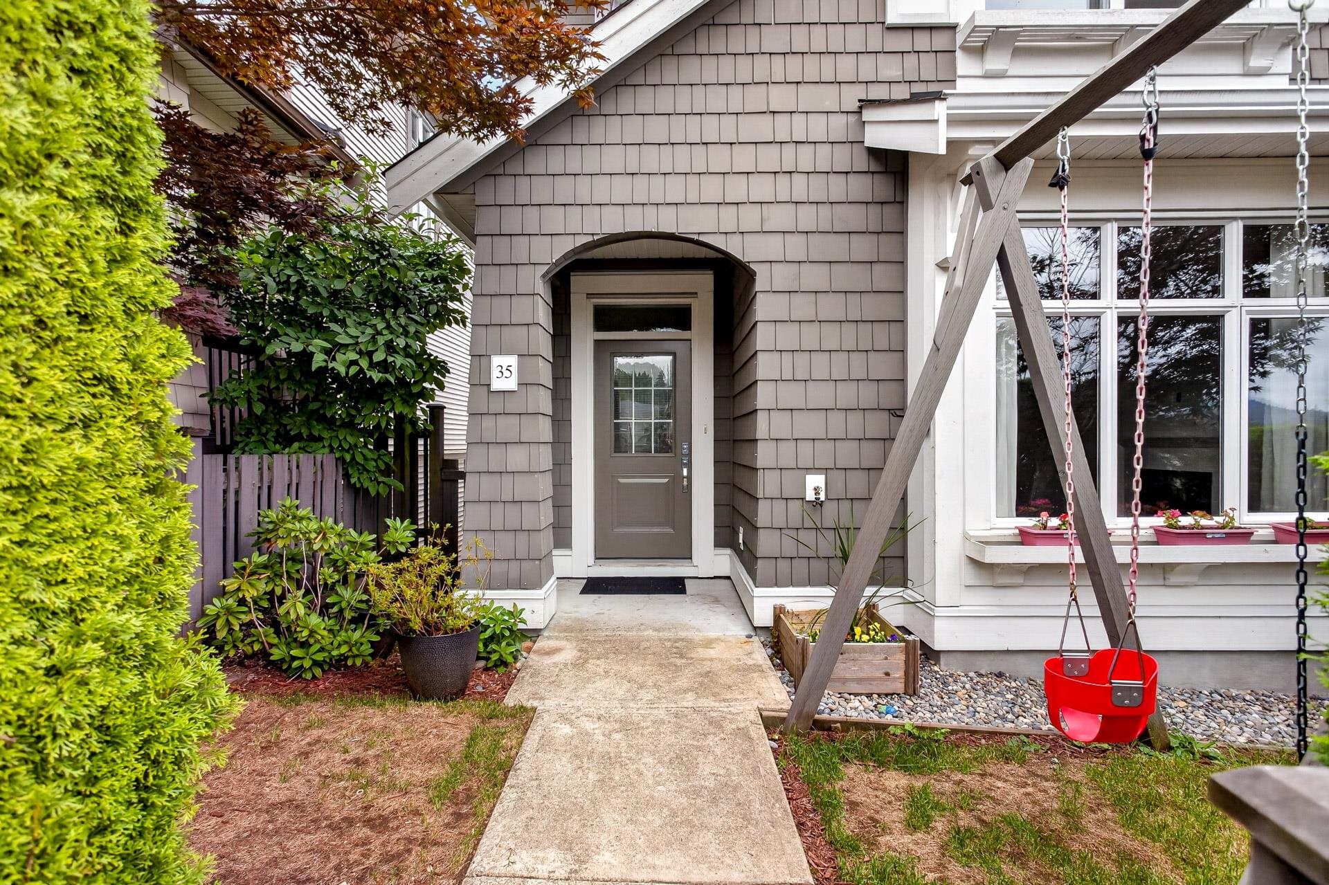 35 - 3400 Devonshire Avenue, Coquitlam, V3E 0L1 — photo 3