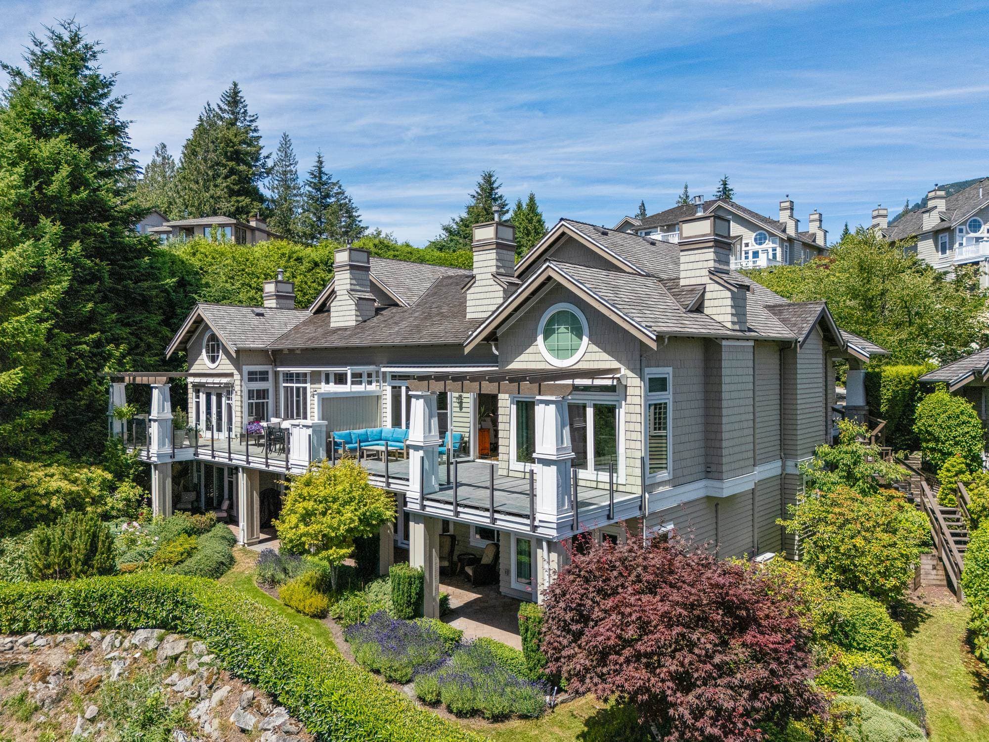 2 - 5402 West Vista Court, West Vancouver