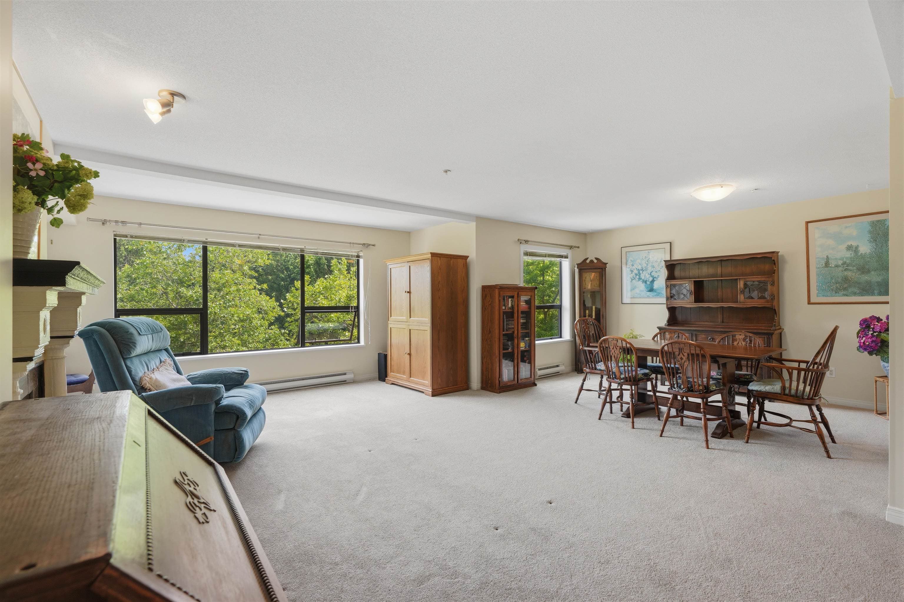 205 - 5855 Cowrie Street, Sechelt, V7Z 0K1 — photo 2