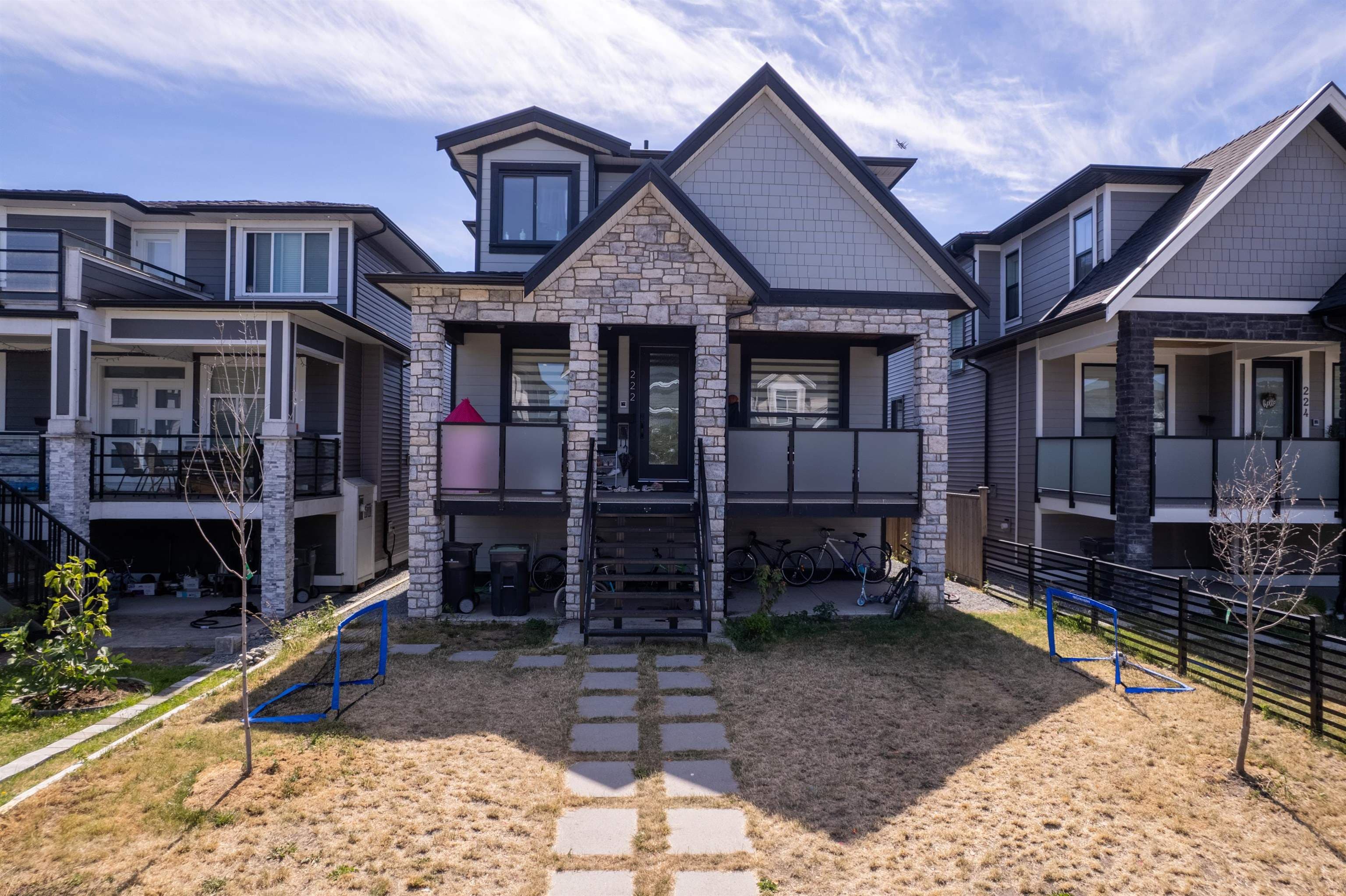 222 Hampton Street, New Westminster