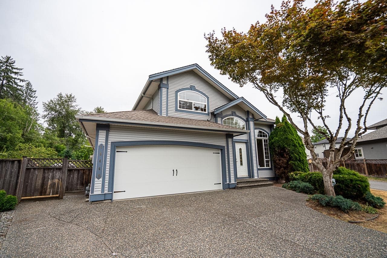 15445 109a Avenue, Surrey, V3R 0X6 — photo 2