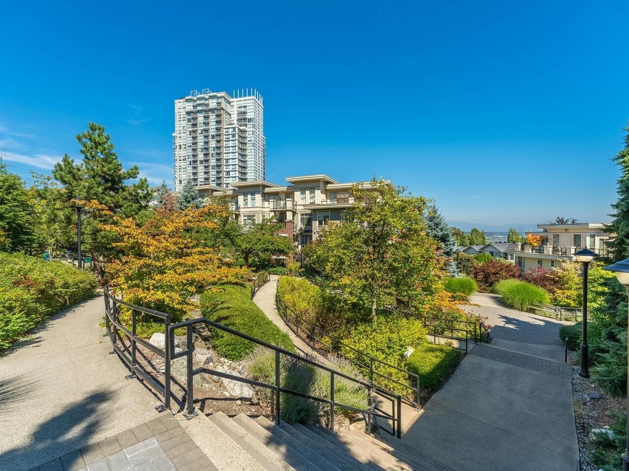 307 - 285 Ross Drive, New Westminster