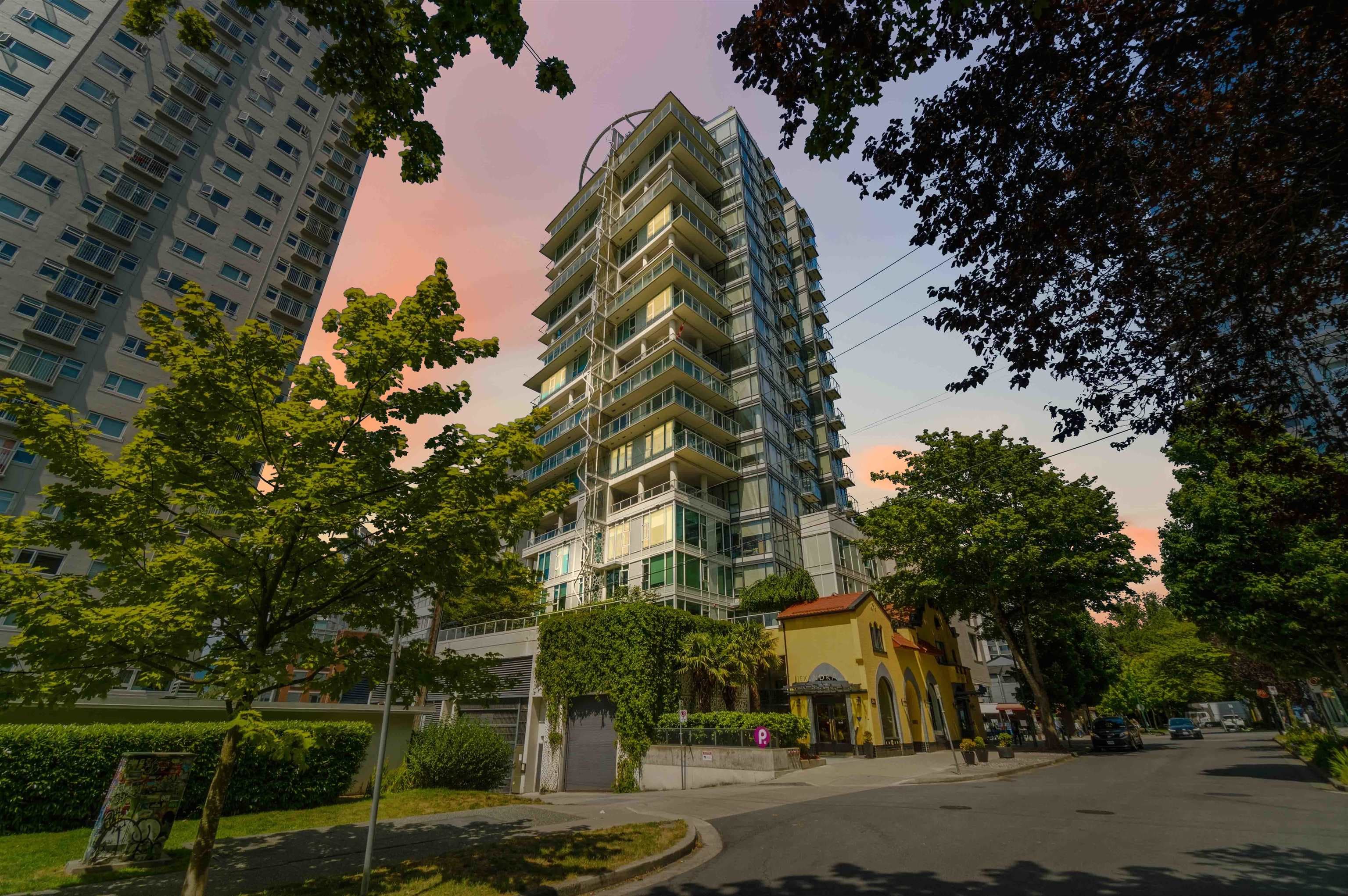 805 - 1221 Bidwell Street, Vancouver