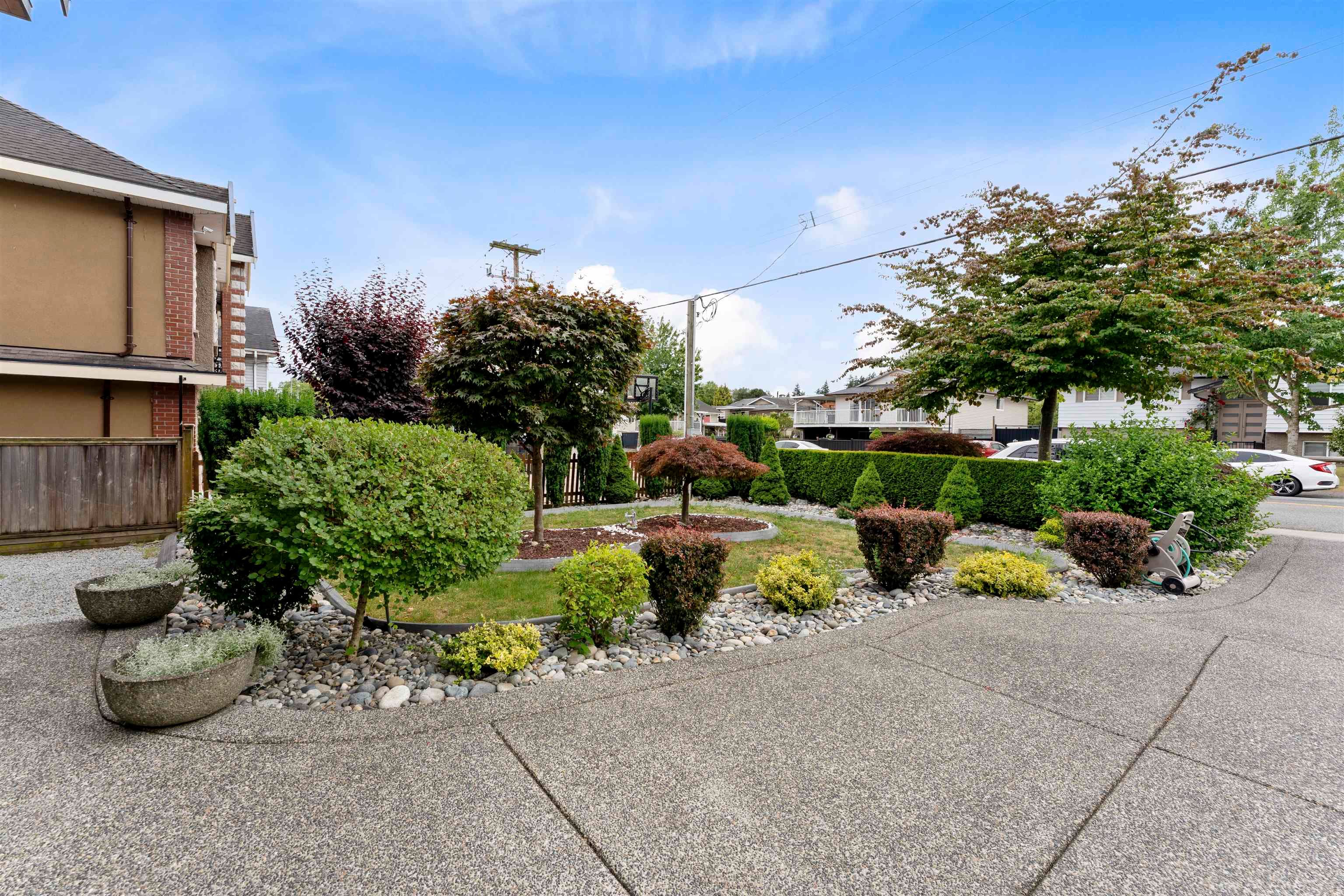 9248 124 Street, Surrey, V3V 2S3 — photo 4
