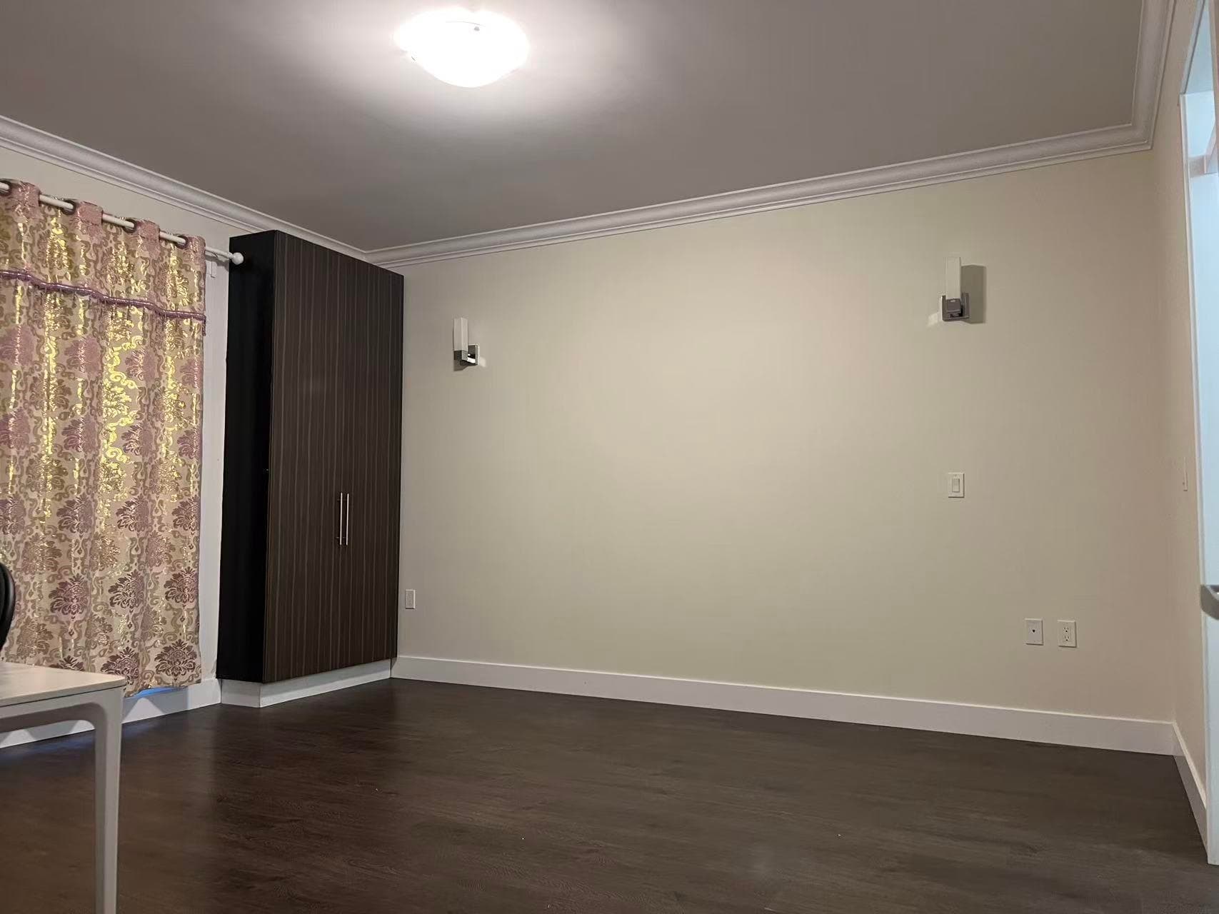 Ground Level - 13766 North Bluff Road, Surrey, V4B 3B9 — photo 4