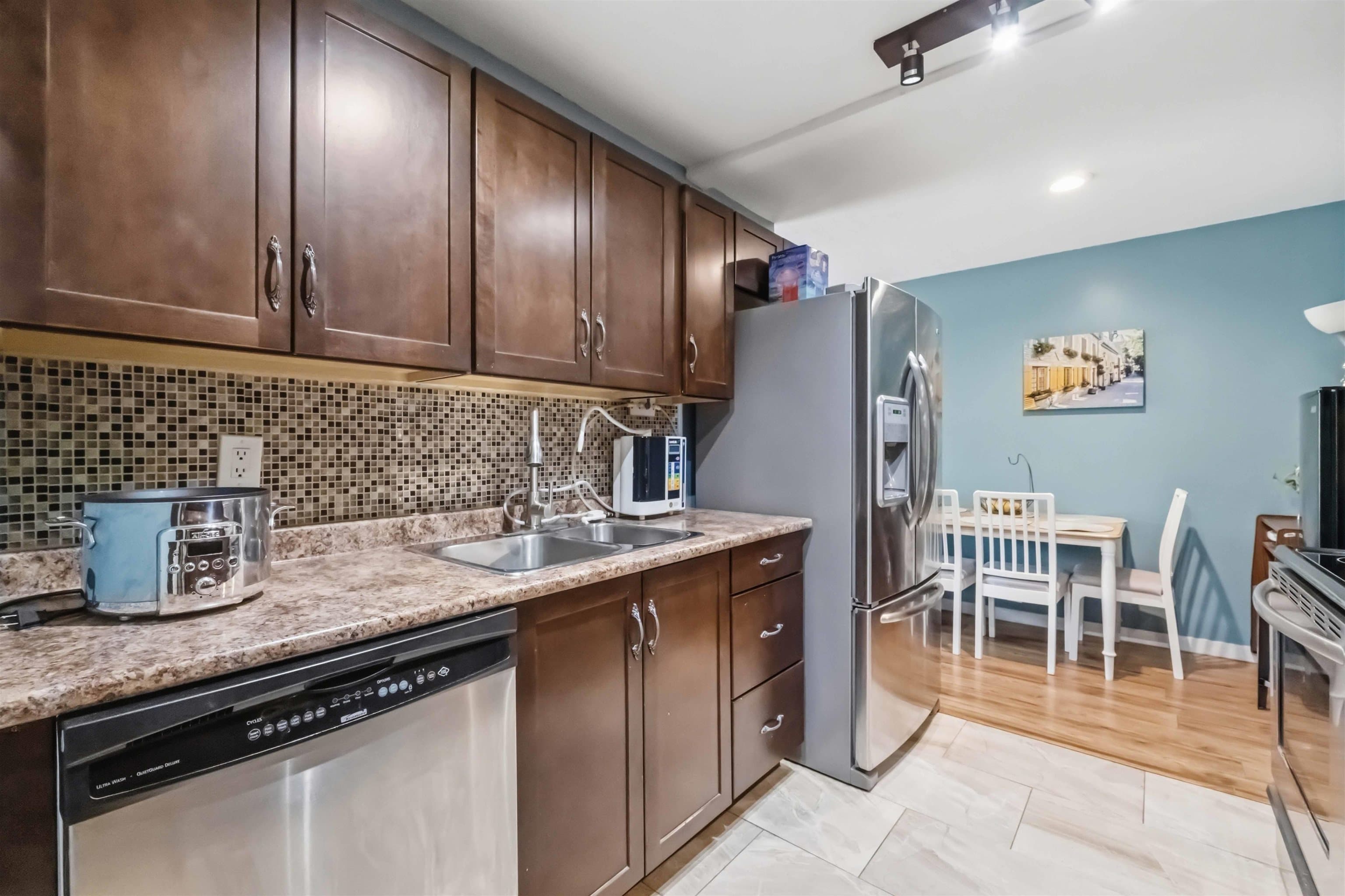 206 - 10468 148 Street, Surrey, V3R 8T1 — photo 5