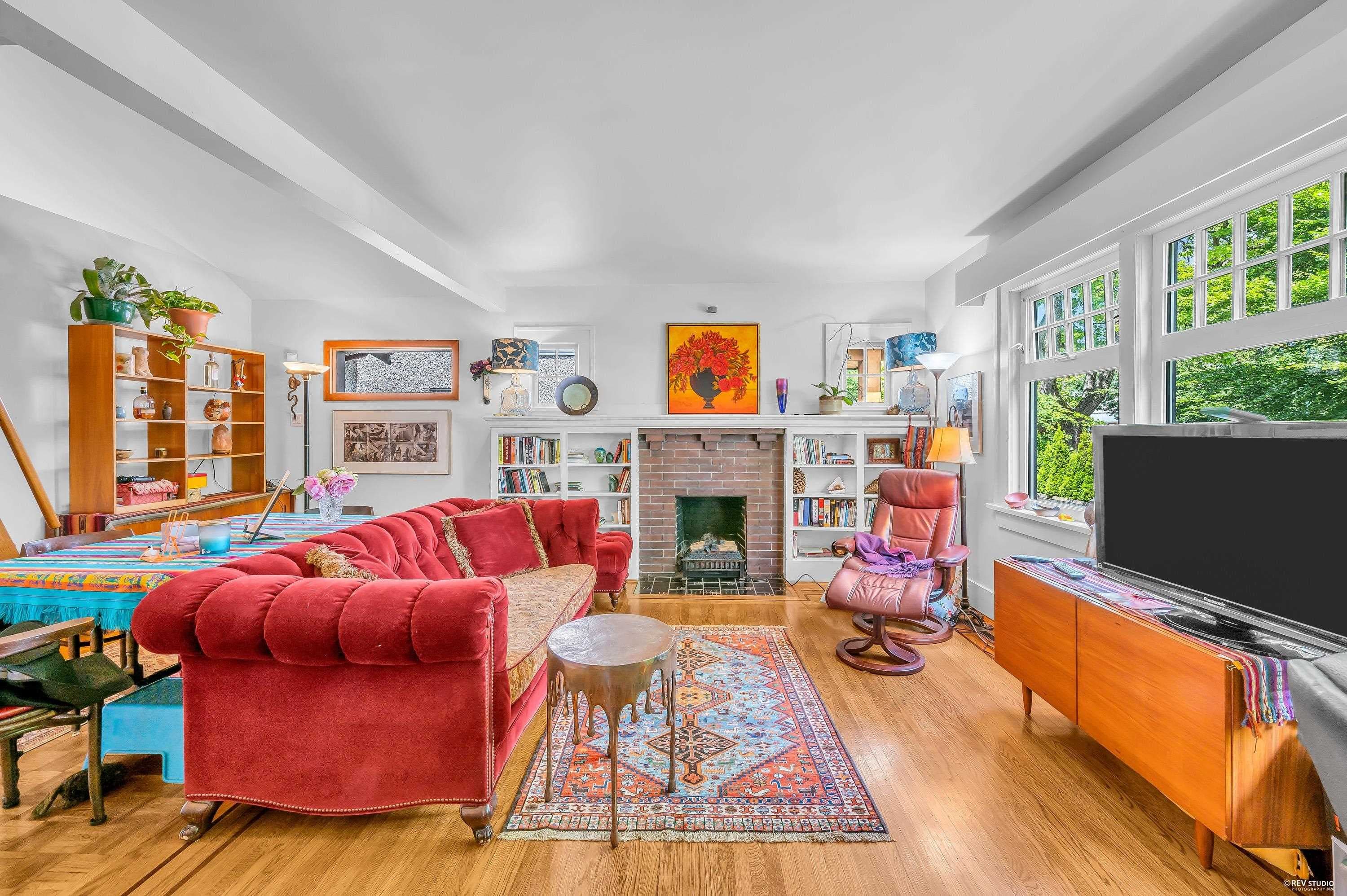 3174 W 10th Avenue, Vancouver, V6K 2K9 — photo 2