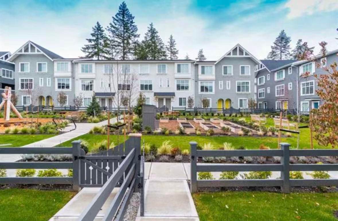 61 - 16678 25 Ave, Surrey