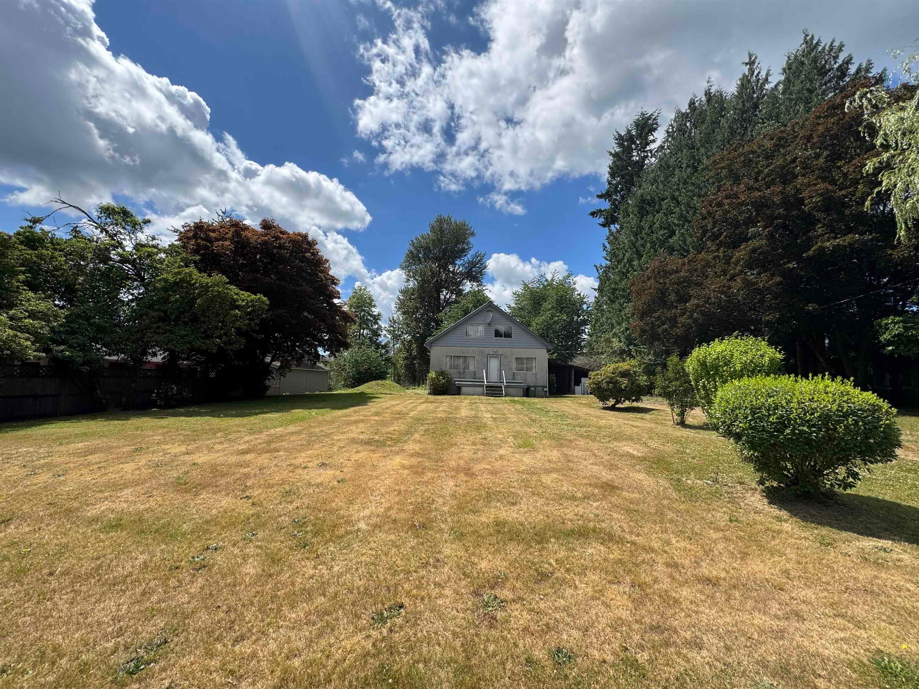 3177 Lefeuvre Road, Abbotsford, V4X 1M5 — photo 2