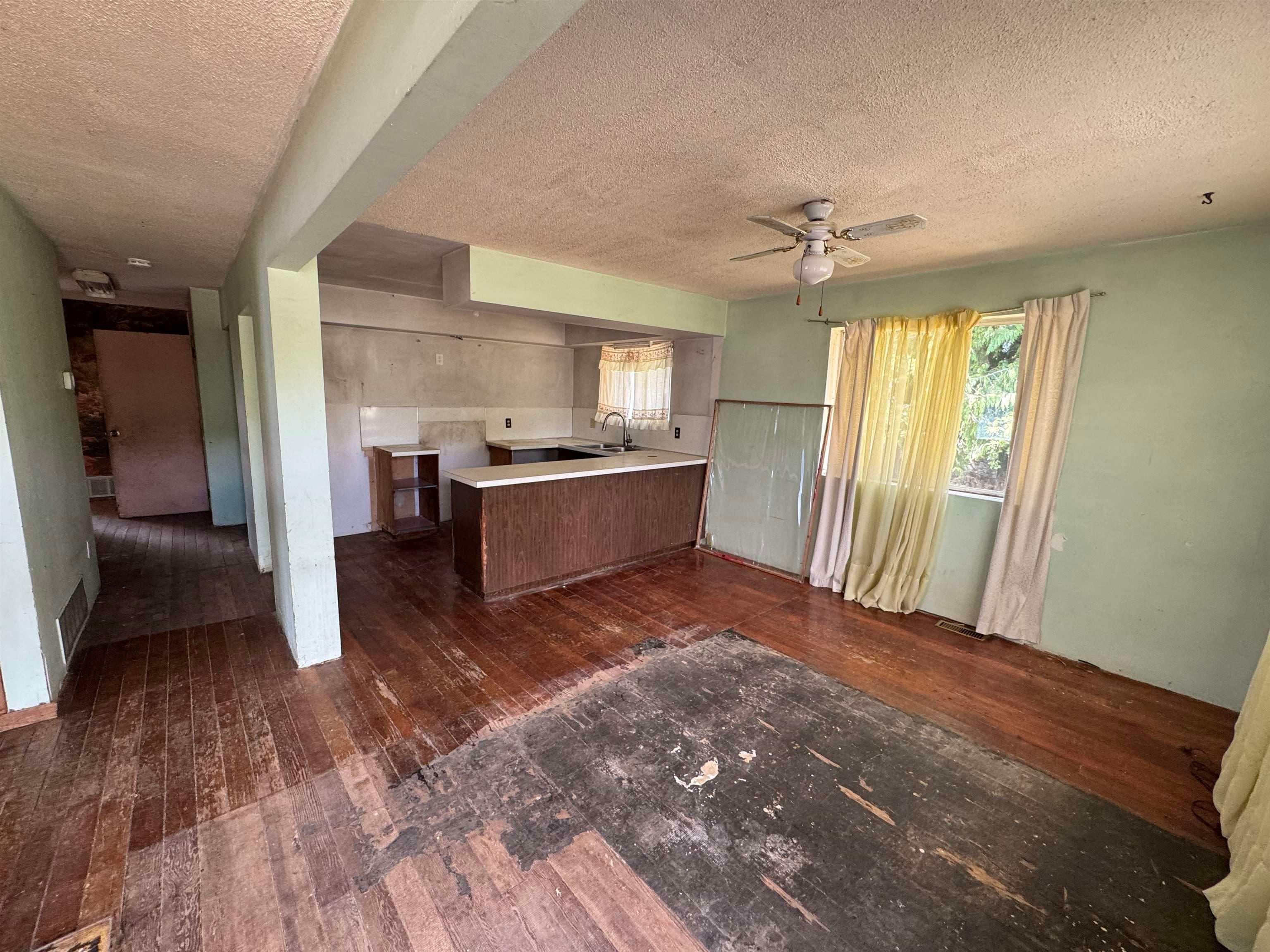 3177 Lefeuvre Road, Abbotsford, V4X 1M5 — photo 5