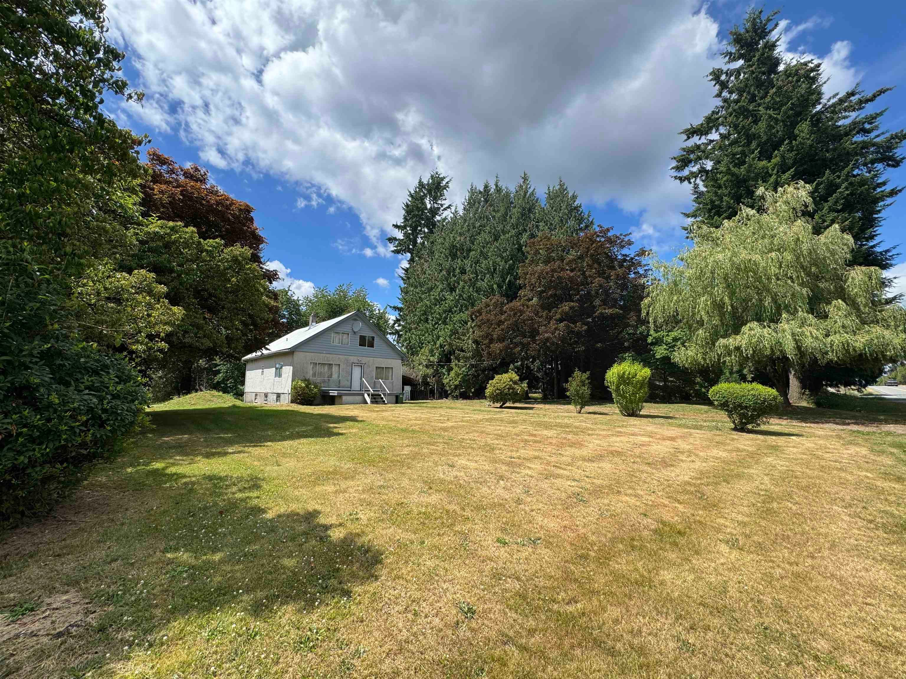 3177 Lefeuvre Road, Abbotsford, V4X 1M5 — photo 4